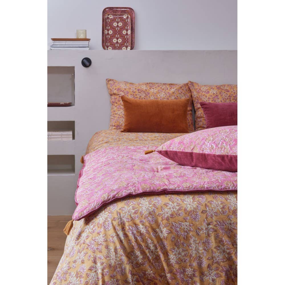 Luna Sofa Cushion - Berry