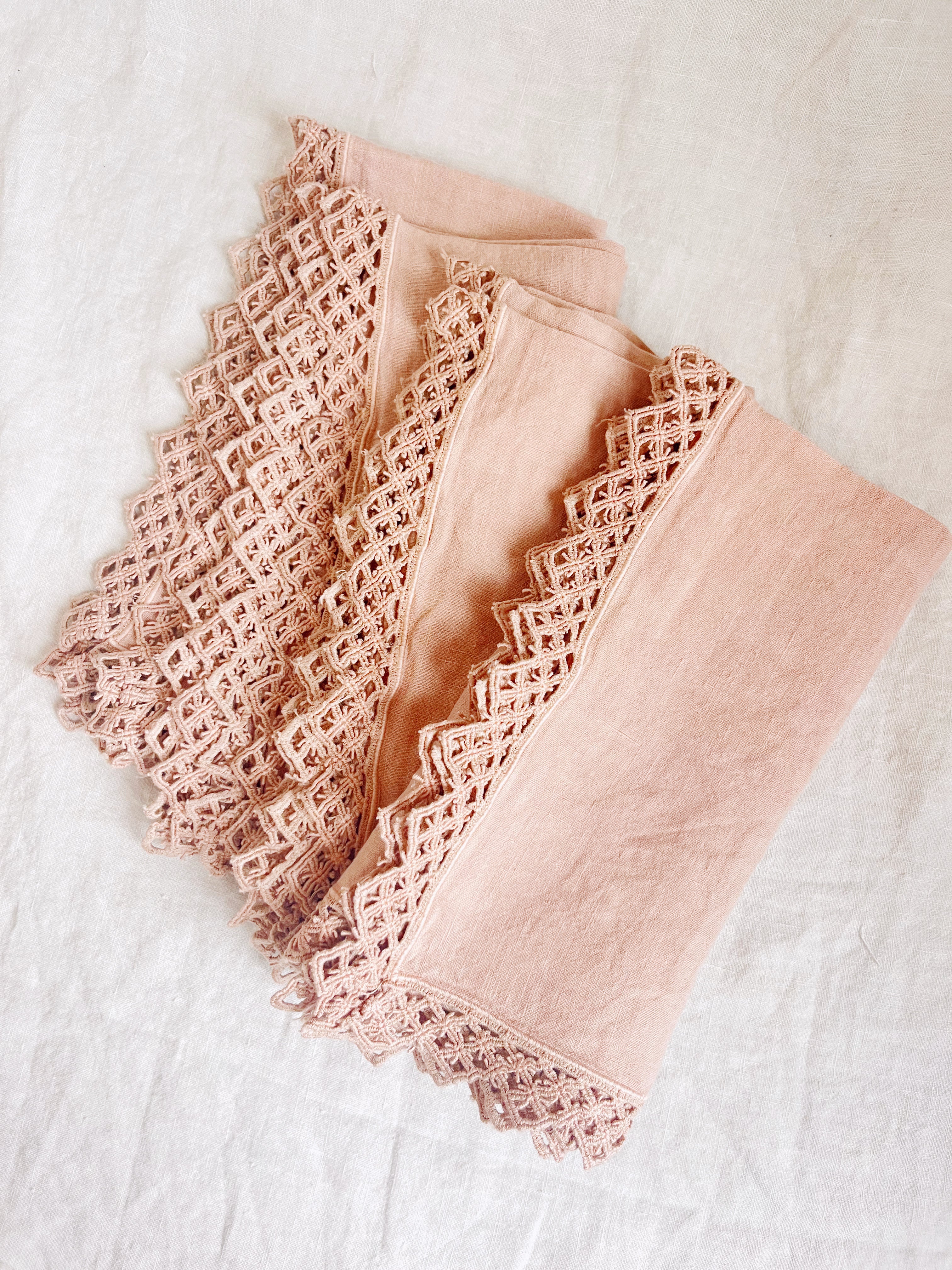PRE-ORDER - Milano Macrame Napkins - Rose S/4