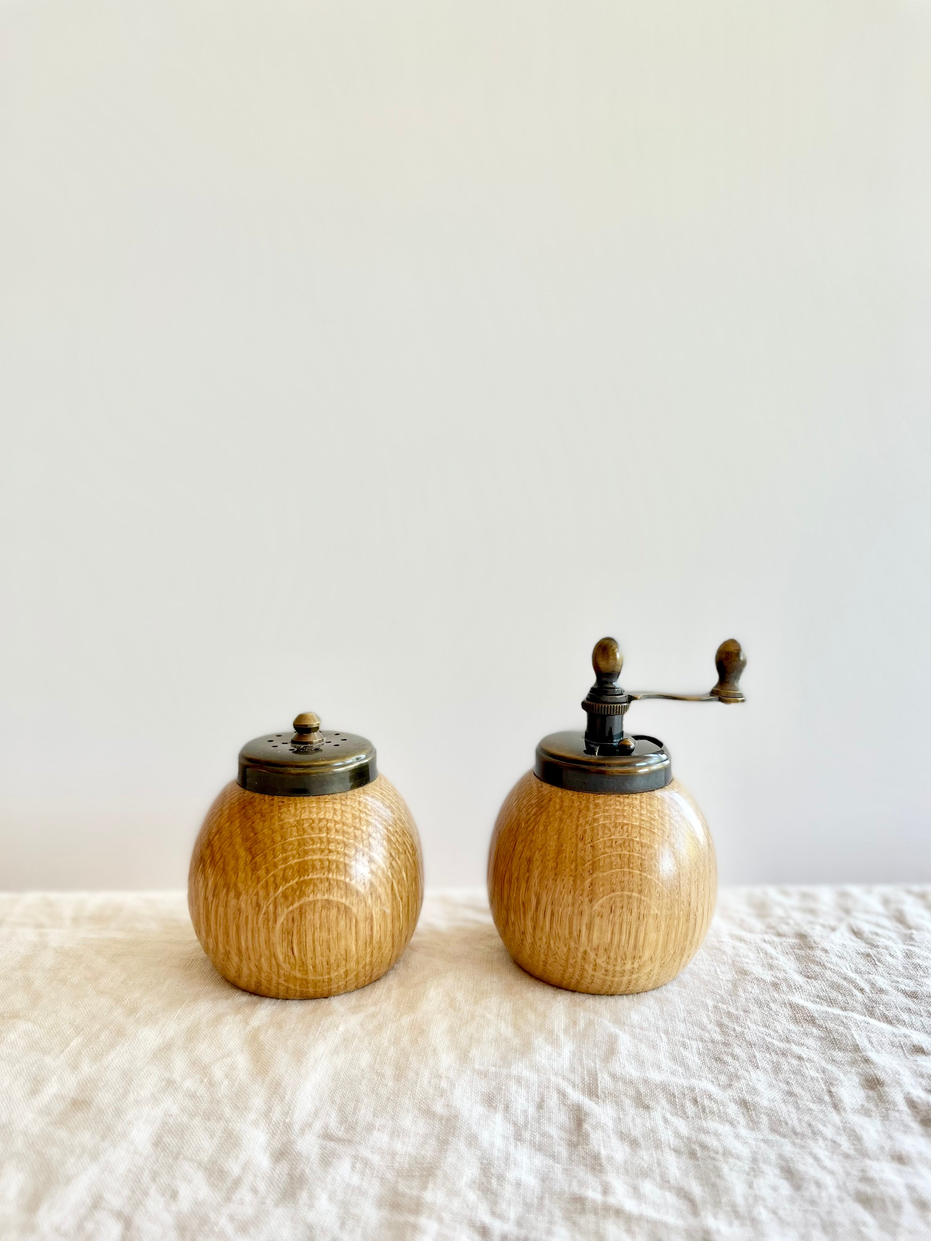 Round Salt & Pepper Salt & Pepper Set - Oak & Antique Brass