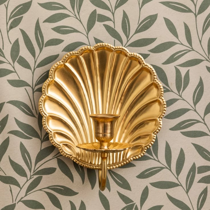 Scallop Shell Sconce Single - Brass
