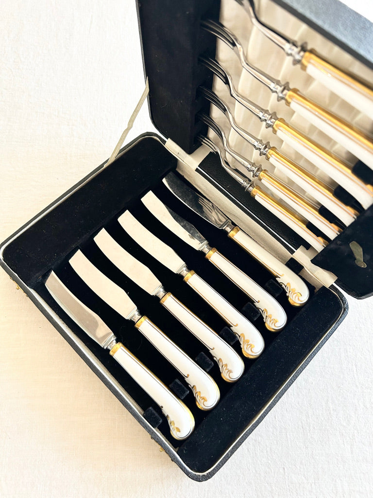 Historic Staffordshire Dessert Cutlery Set