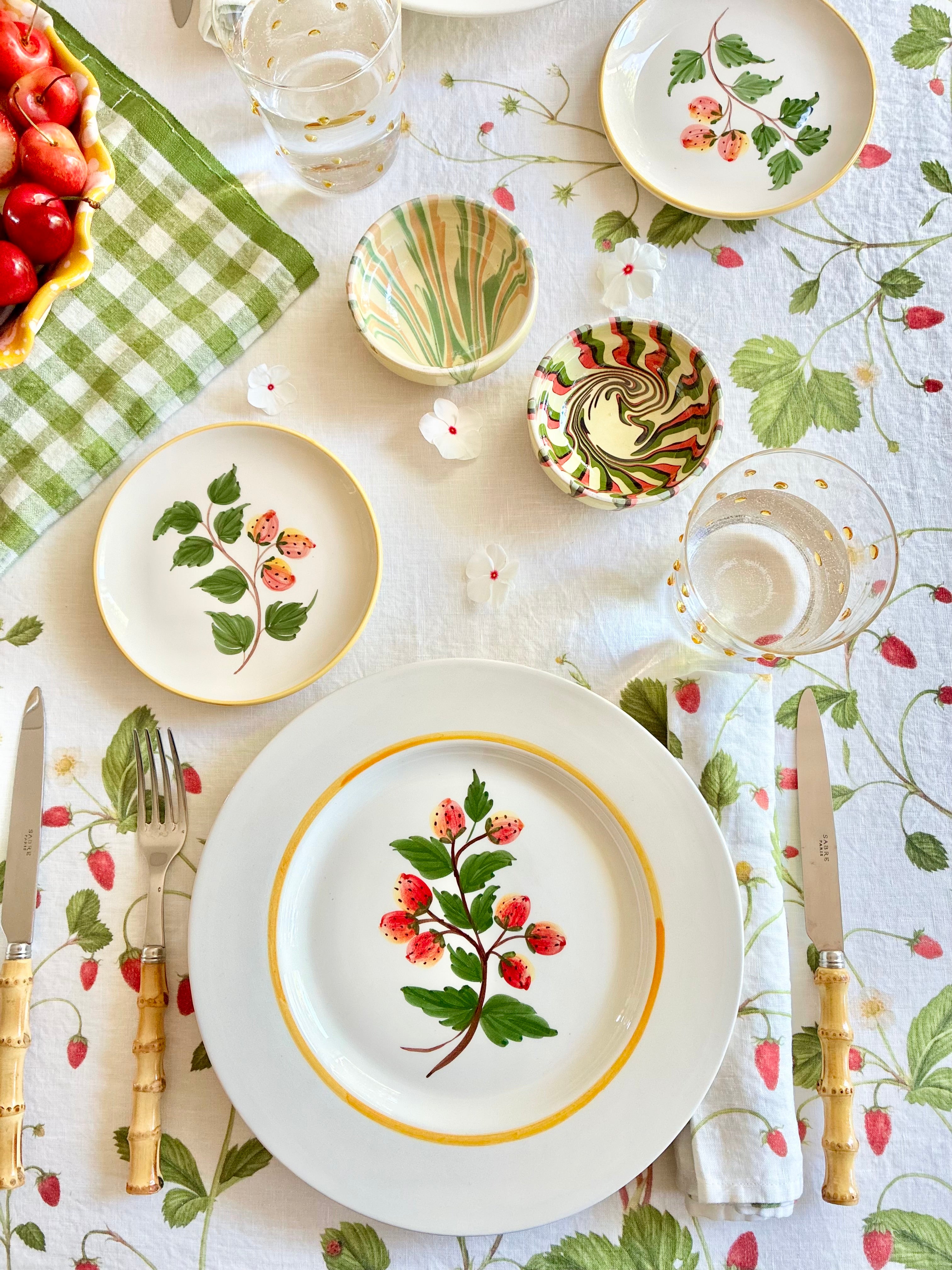 Fraises des Bois Tablecloth - 3 sizes available