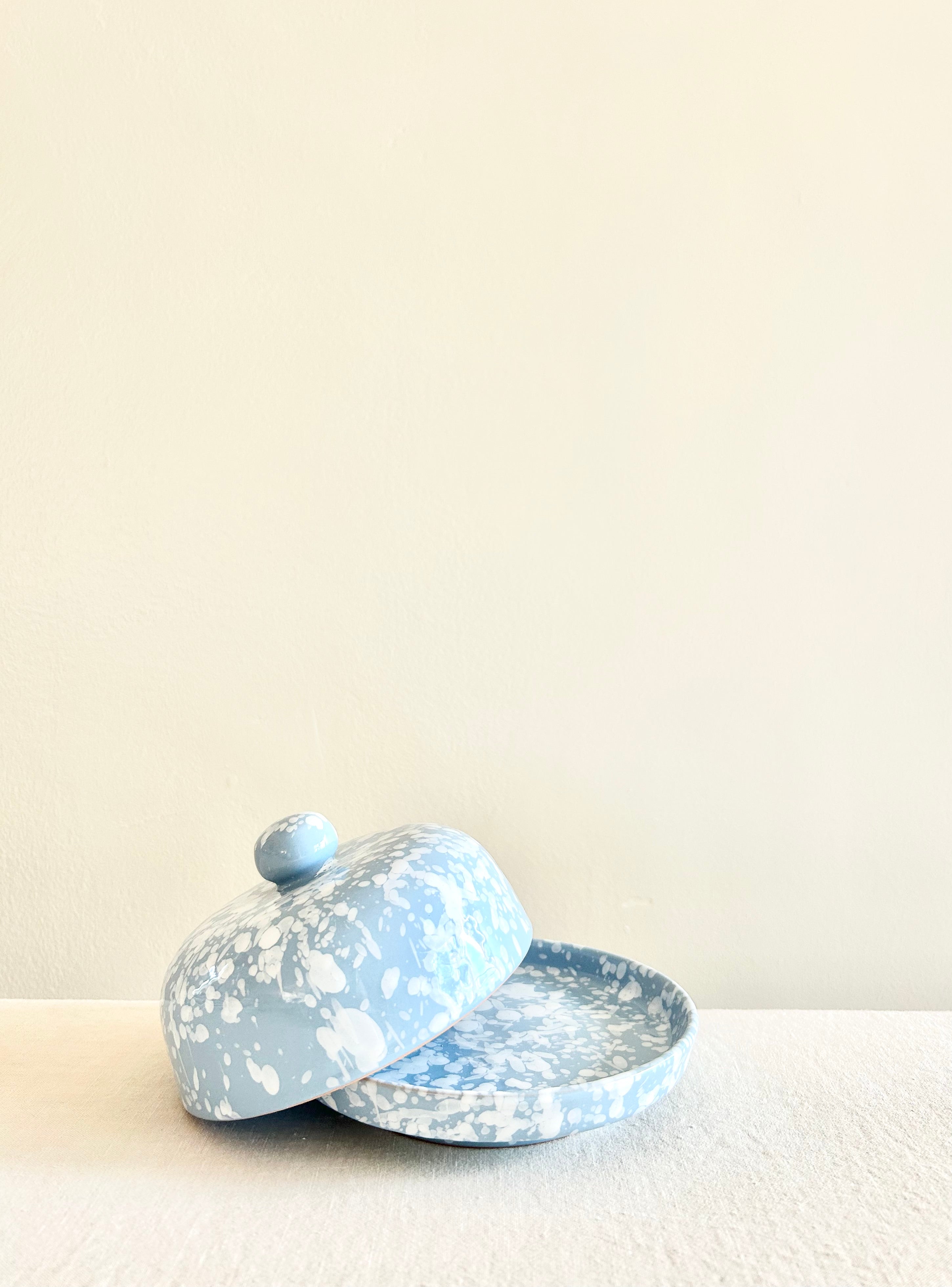 Pompeii Covered Butter Dish - Sky