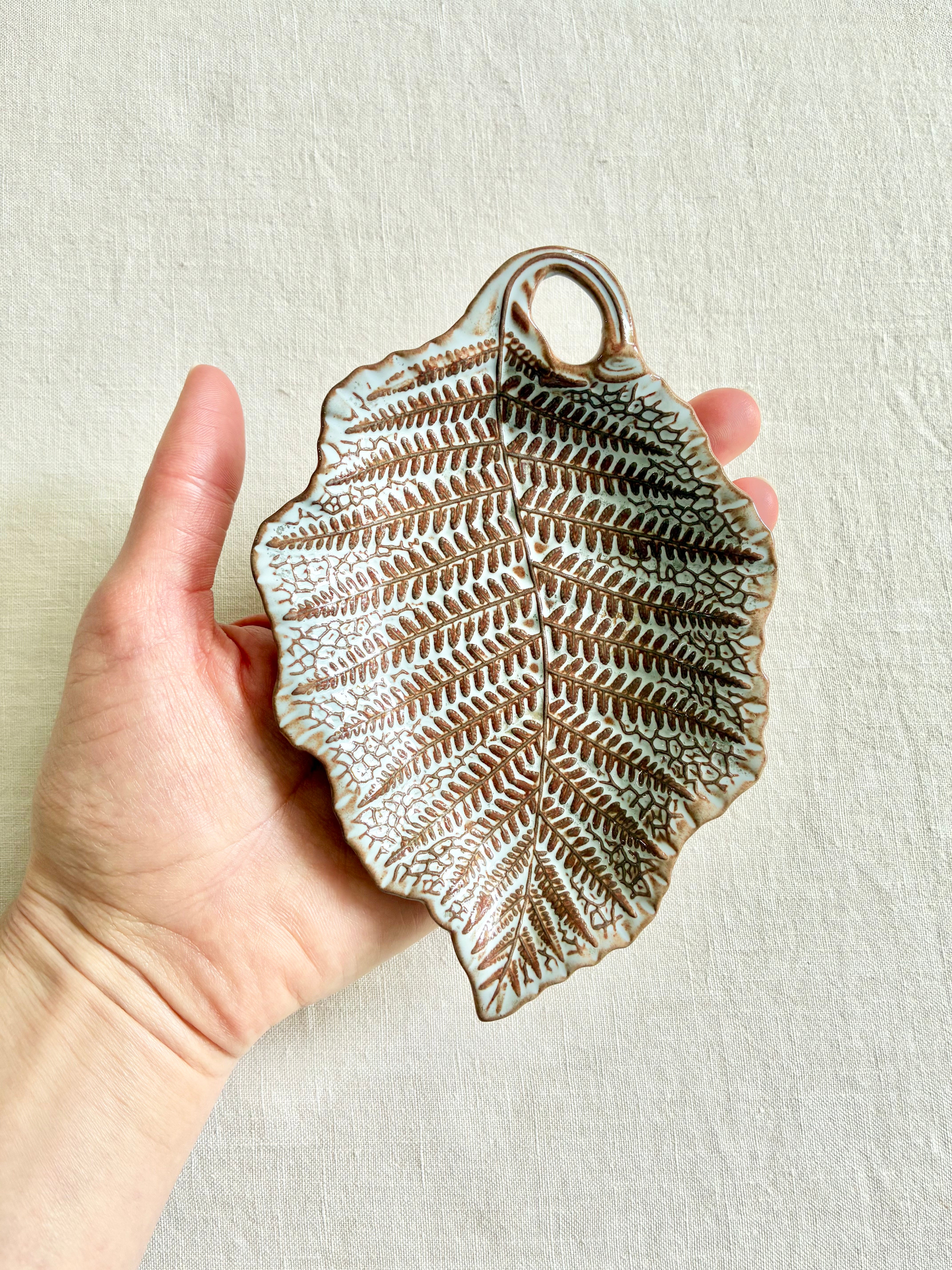Historic Wedgwood Norman Wilson Fern Dish