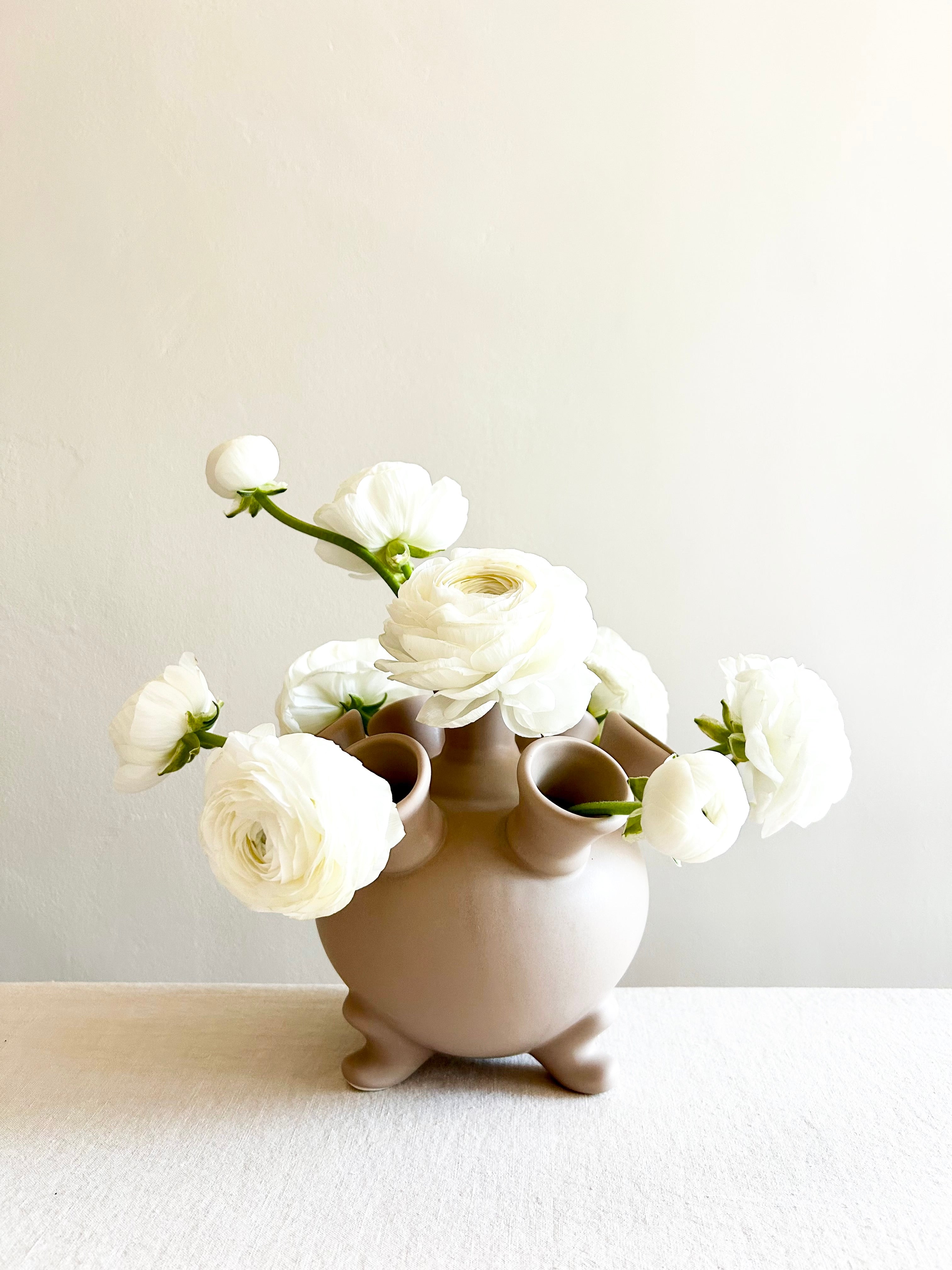 Medium Footed Tulipiere - Dove