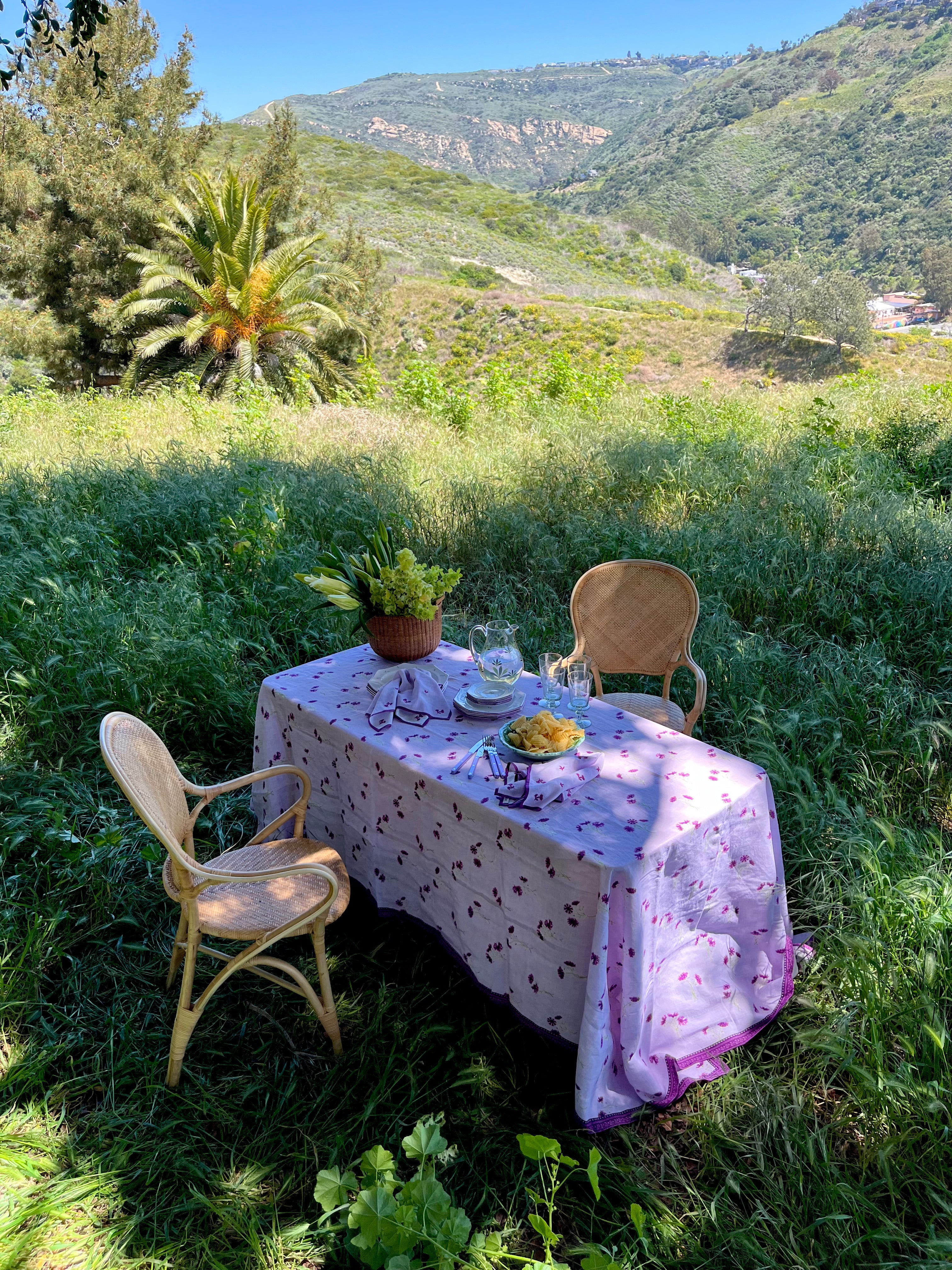 Louisa Cornflower Tablecloth - Violette