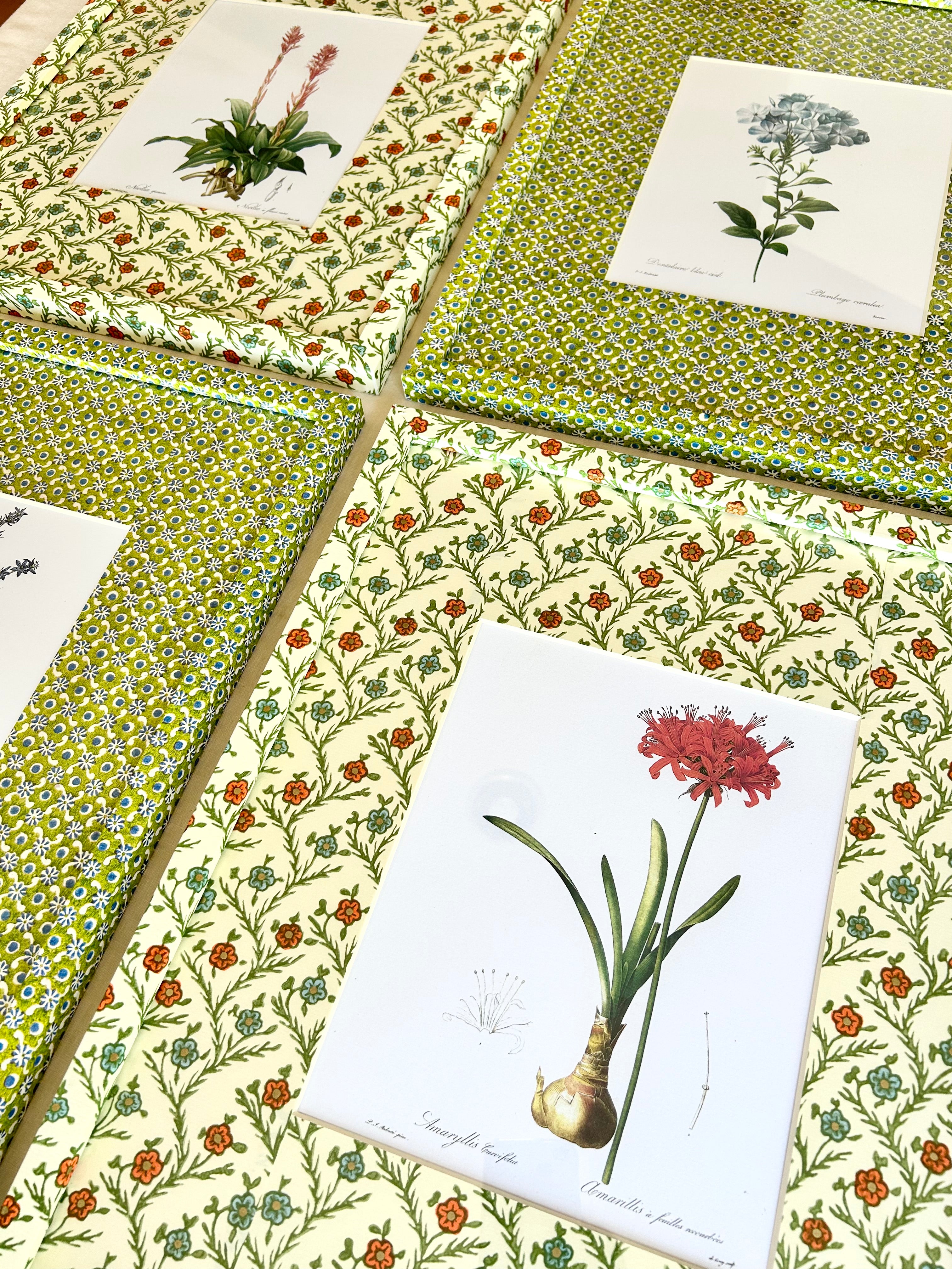 Frames - SET of 2 - 15 x 19" - Belle