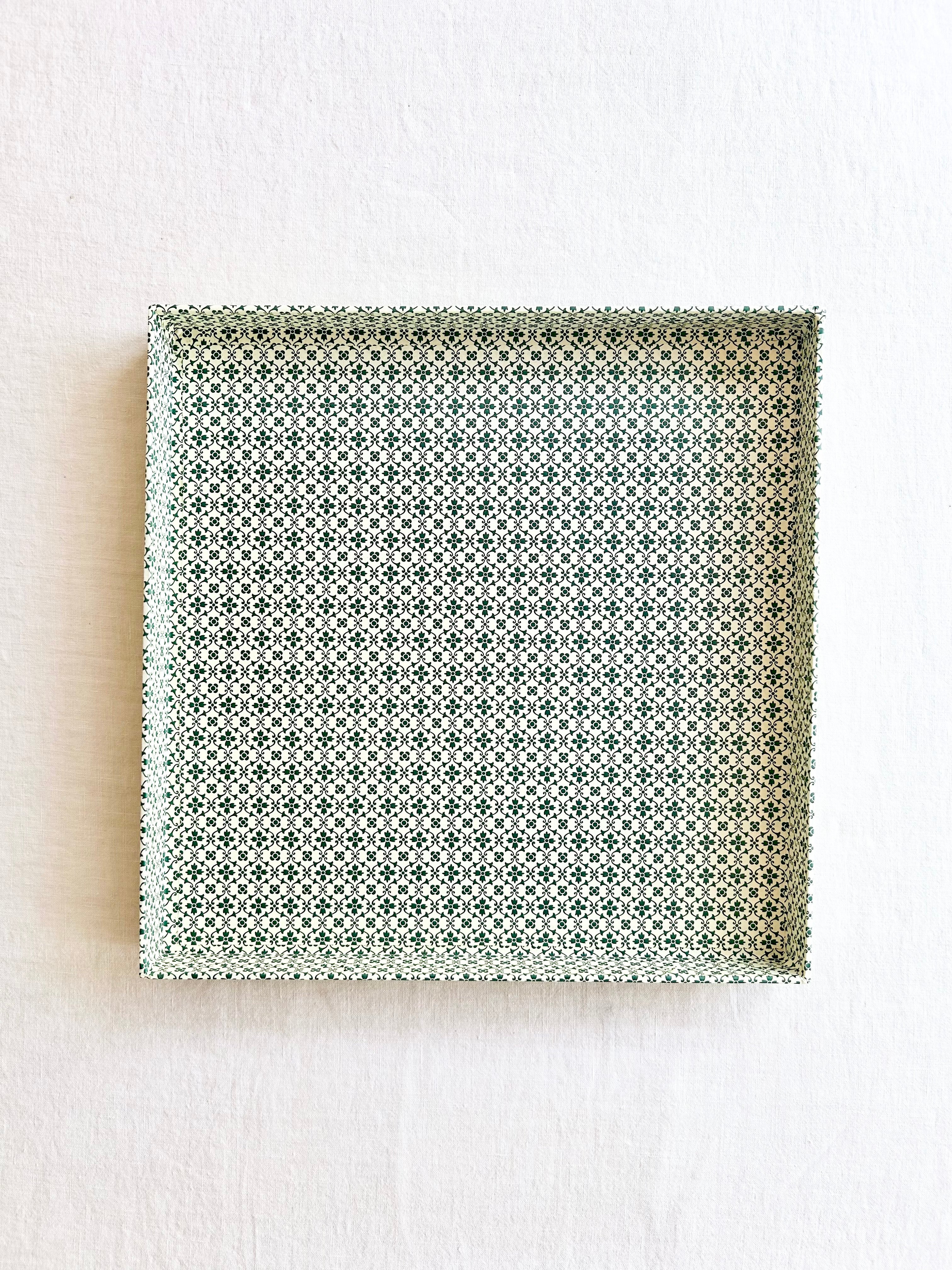 Sola Italian Paper Trays - 12" Iron Lattice