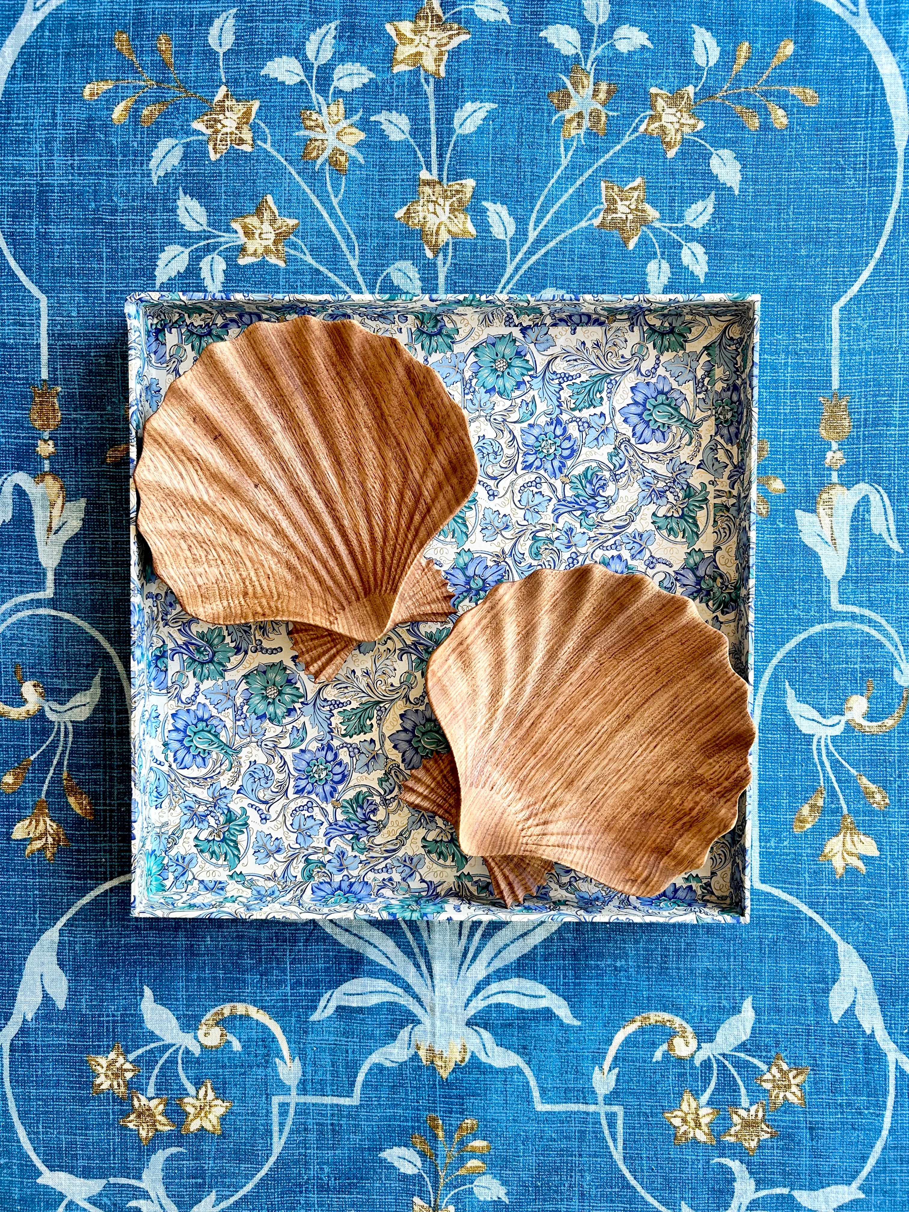 Sola Italian Paper Trays - 12" Blue Chintz