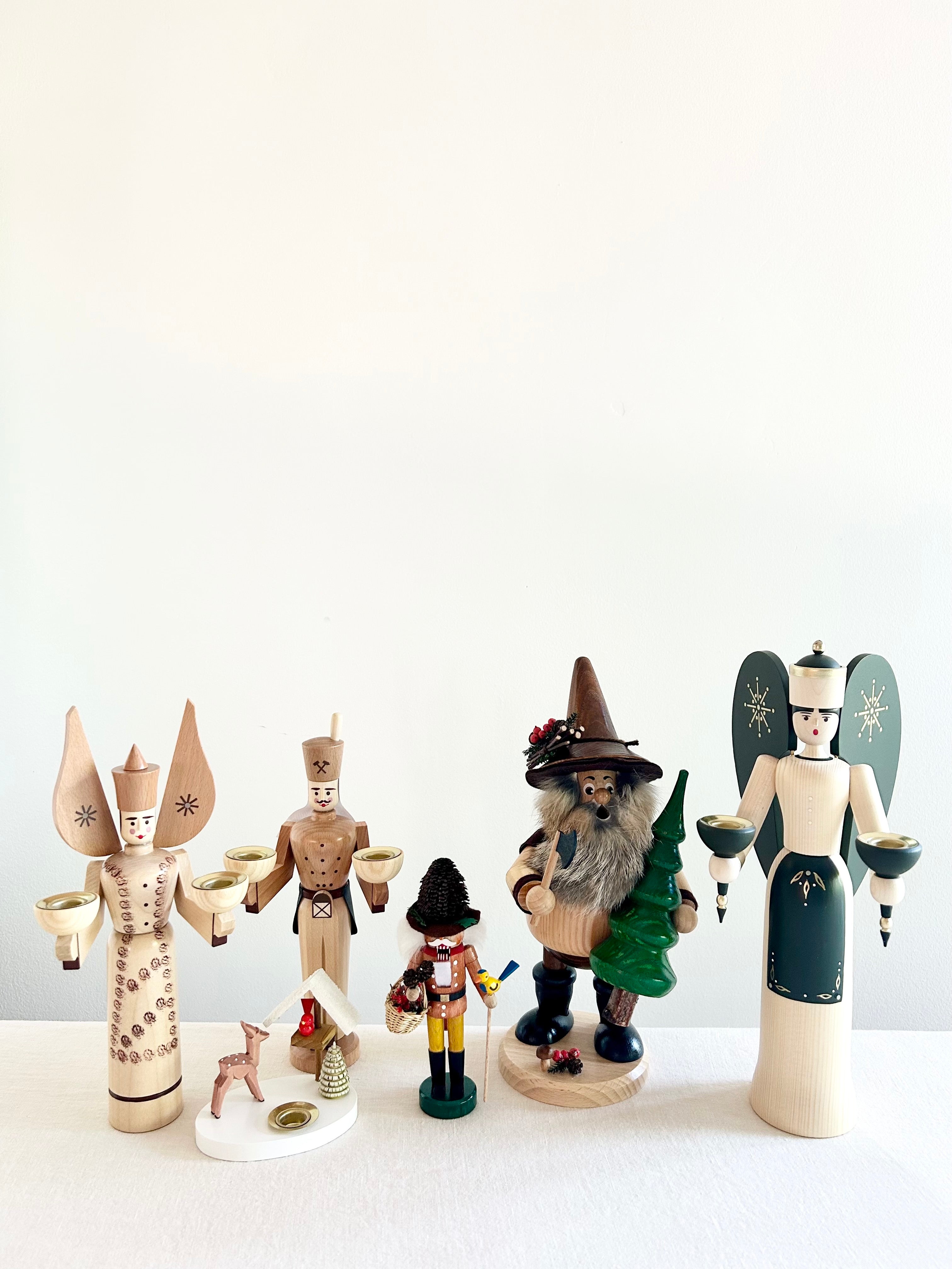 Mini Nutcracker - Mr. Pinecone