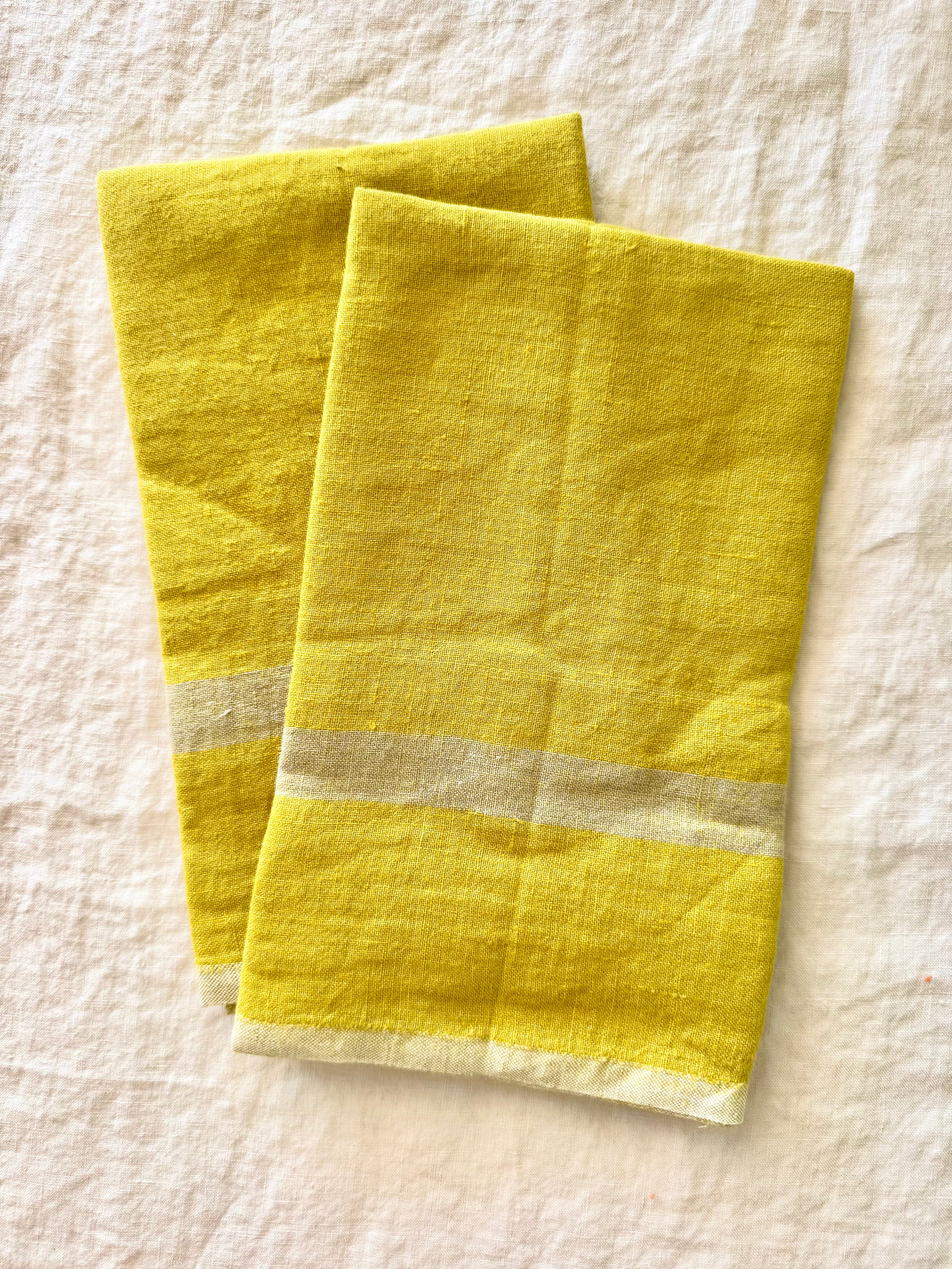 Laundered Linen Lime/Grey Towels 20x30 - Set of 2