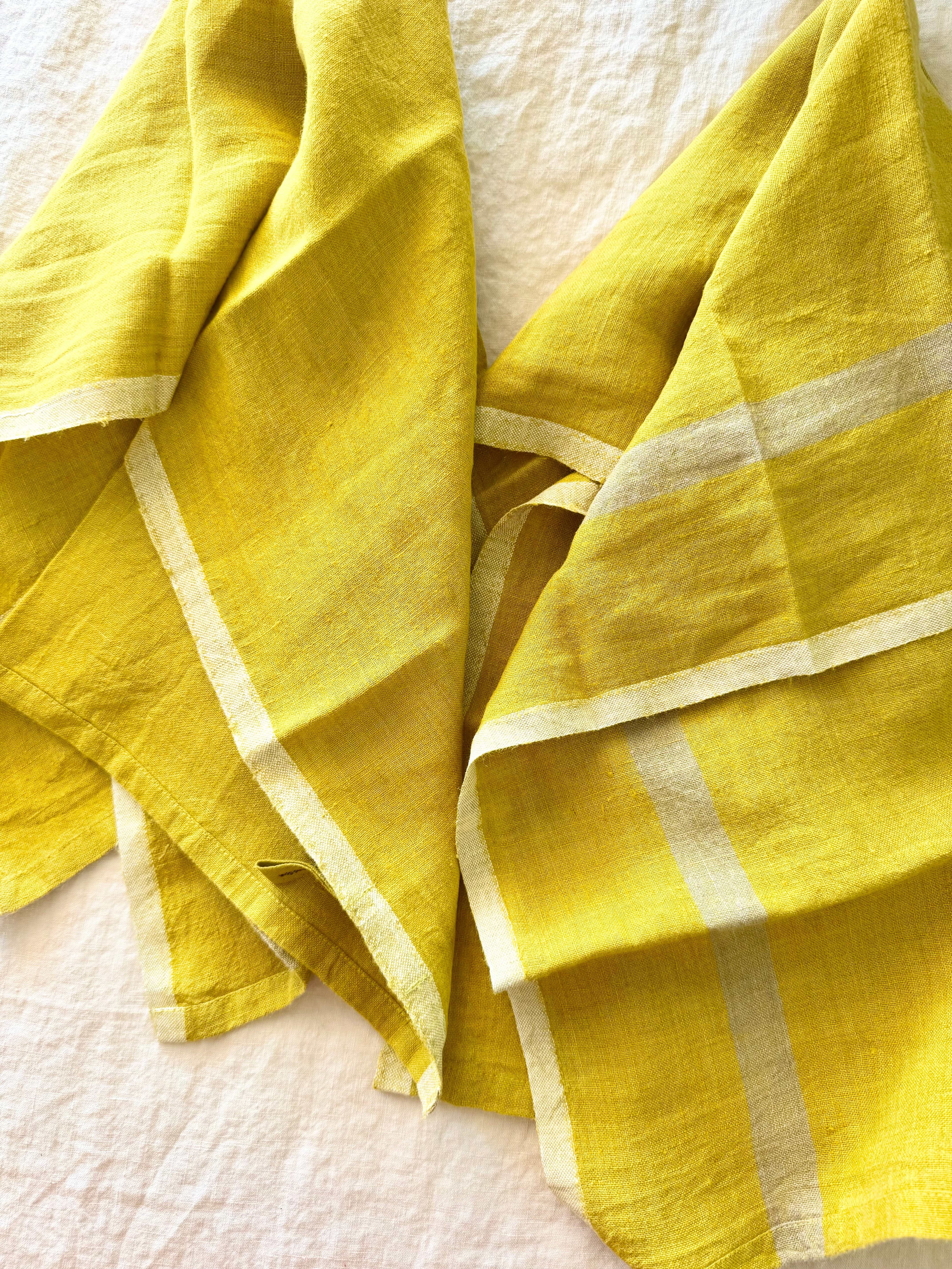 Laundered Linen Lime/Grey Towels 20x30 - Set of 2