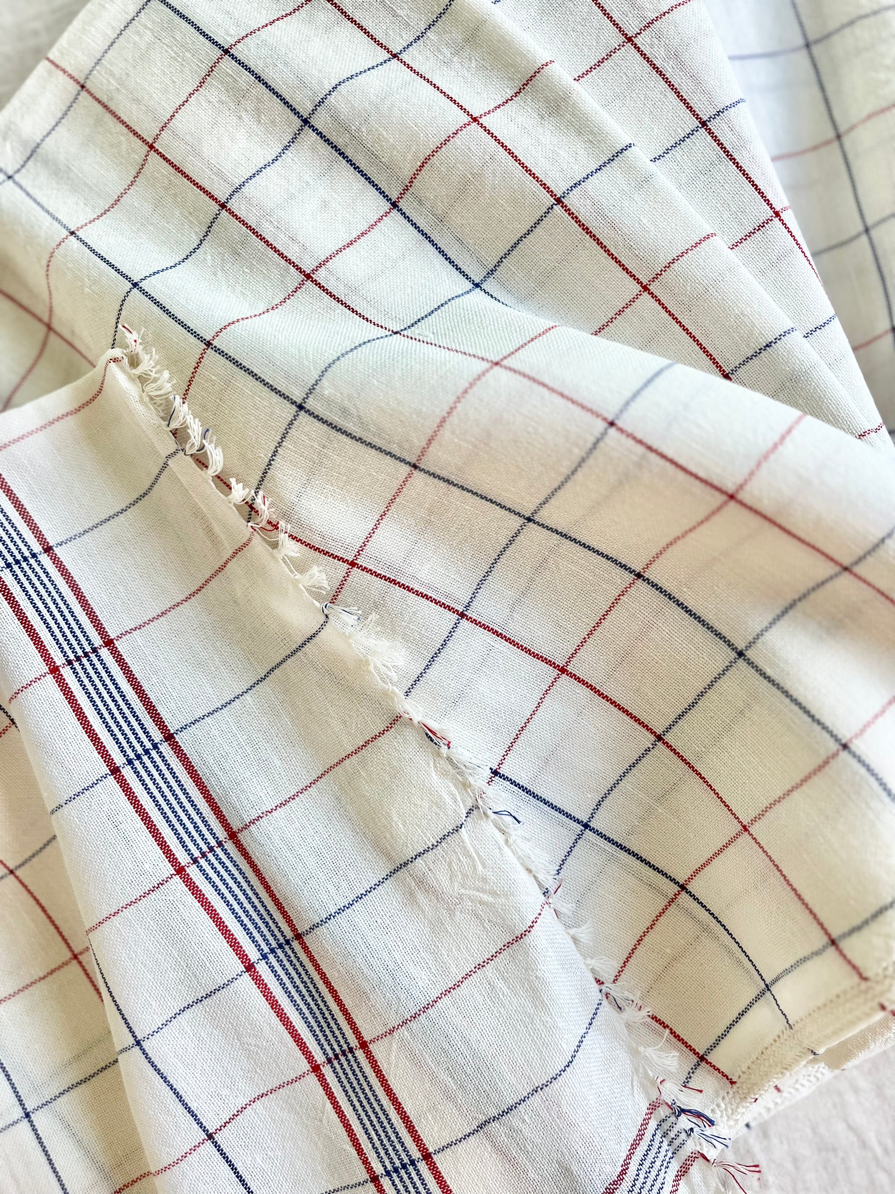 Josefine Tablecloth