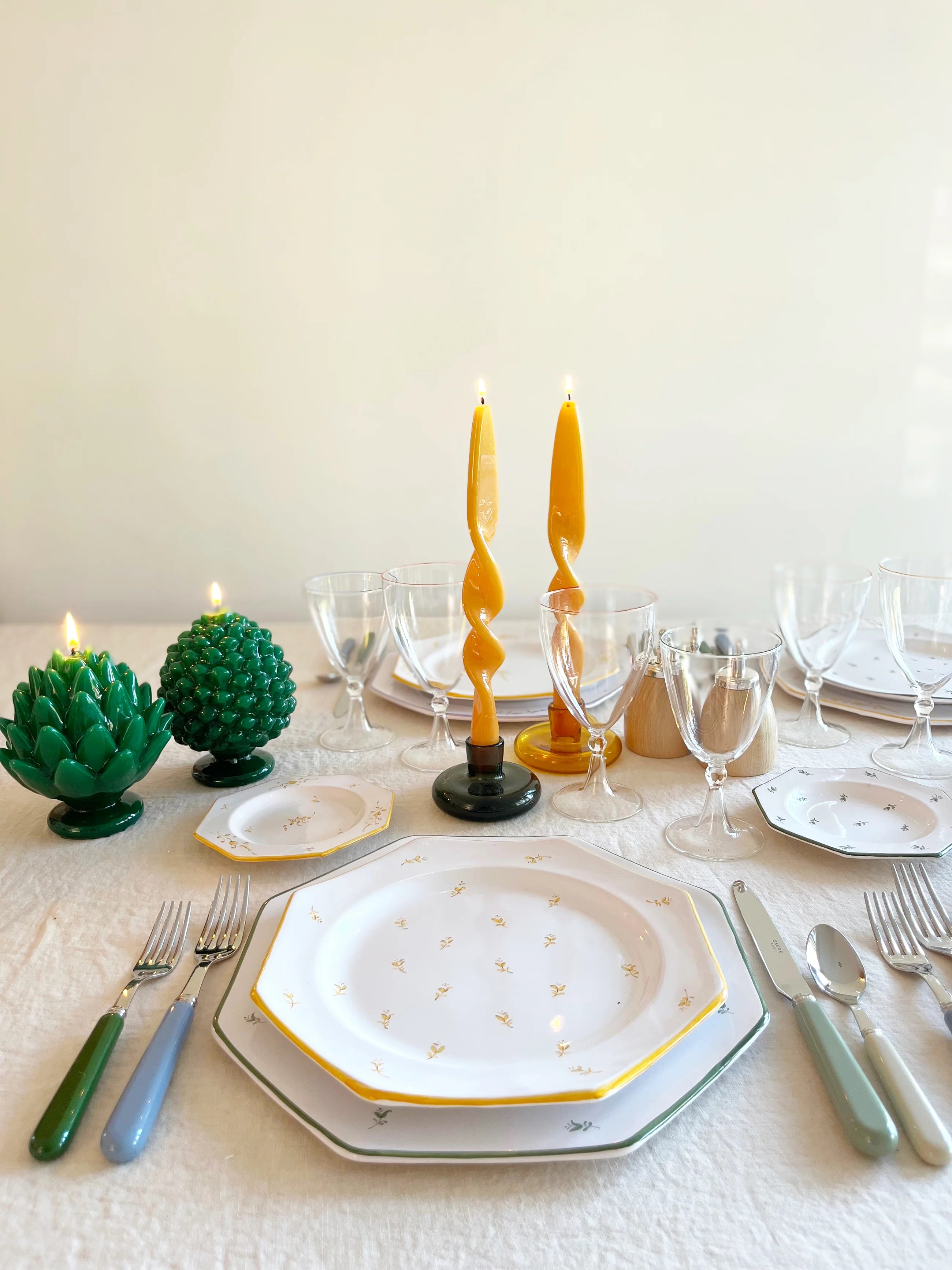 PRE-ORDER - Sainte Marie Dinnerware - Tulips - Jaune