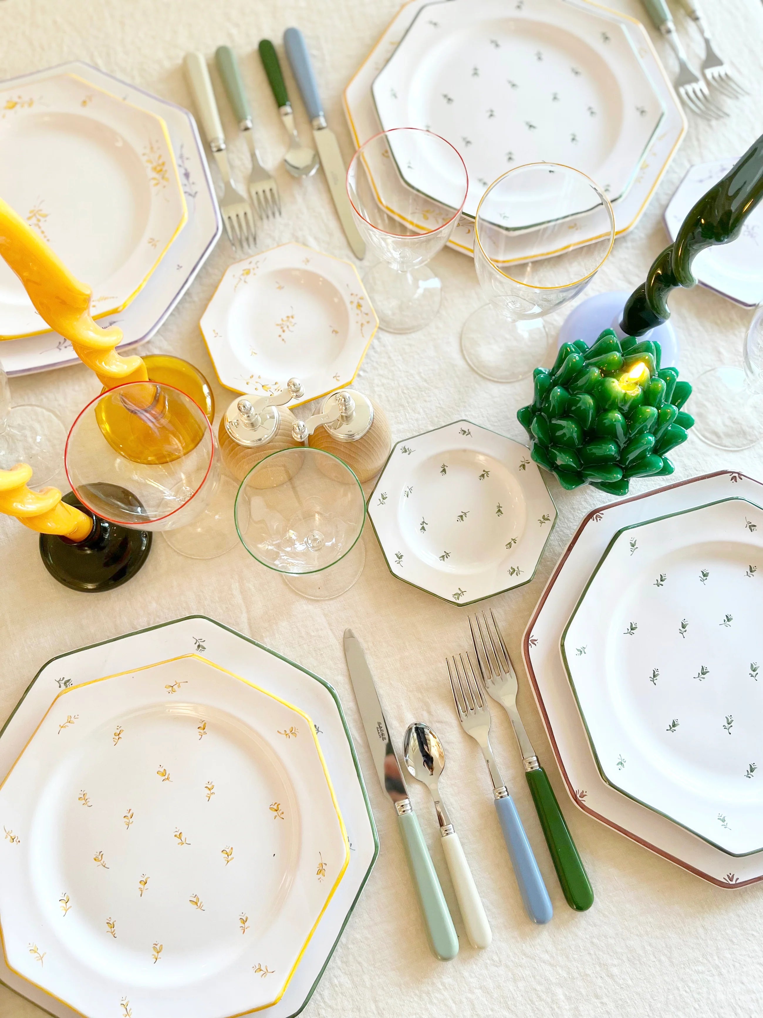 PRE-ORDER - Sainte Marie Dinnerware - Tulips - Jaune