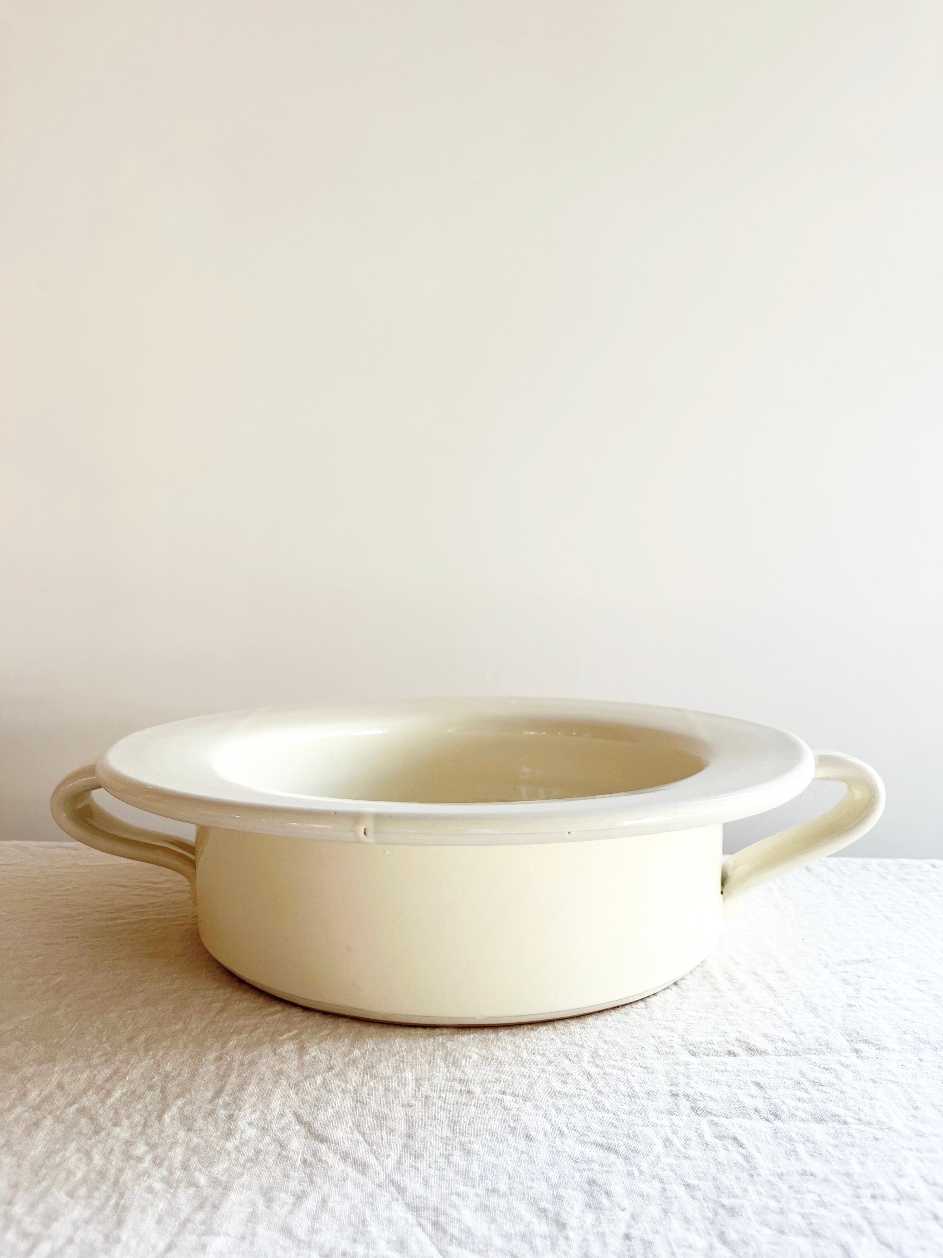 Pompeii Handled Fruit Bowl - Cream