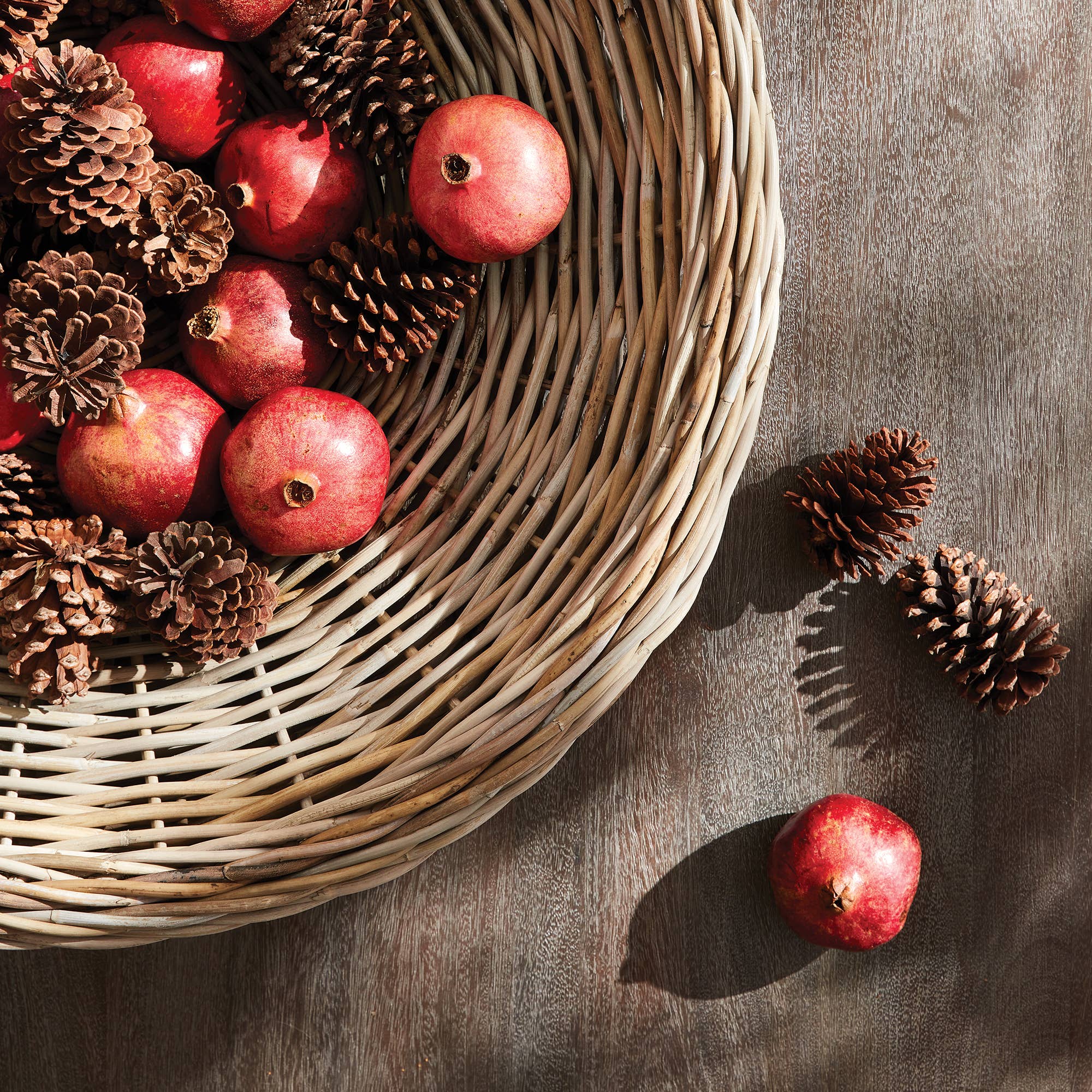 Elaine Display Basket
