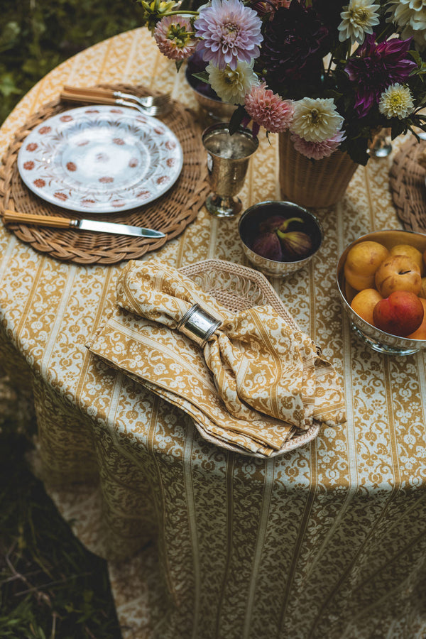 striped linen napkins in yellow melograno pattern