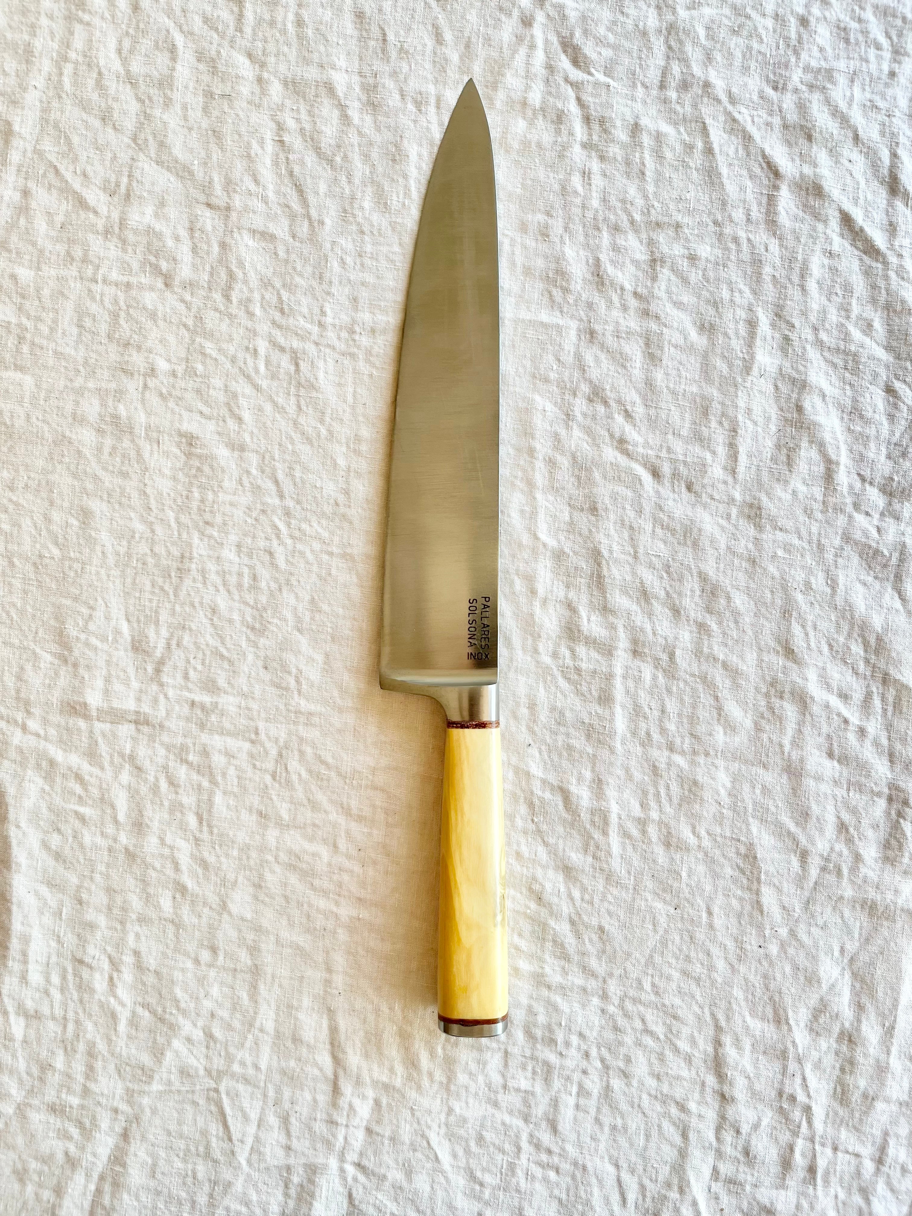 chef knife with boxwood handle by pallares solsona 22.5cm