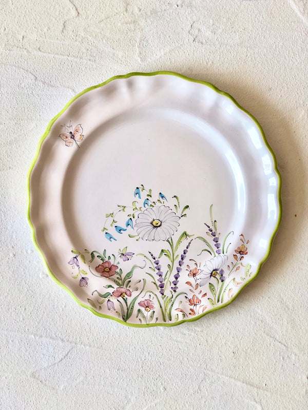 flower salad plates with green edge detail view