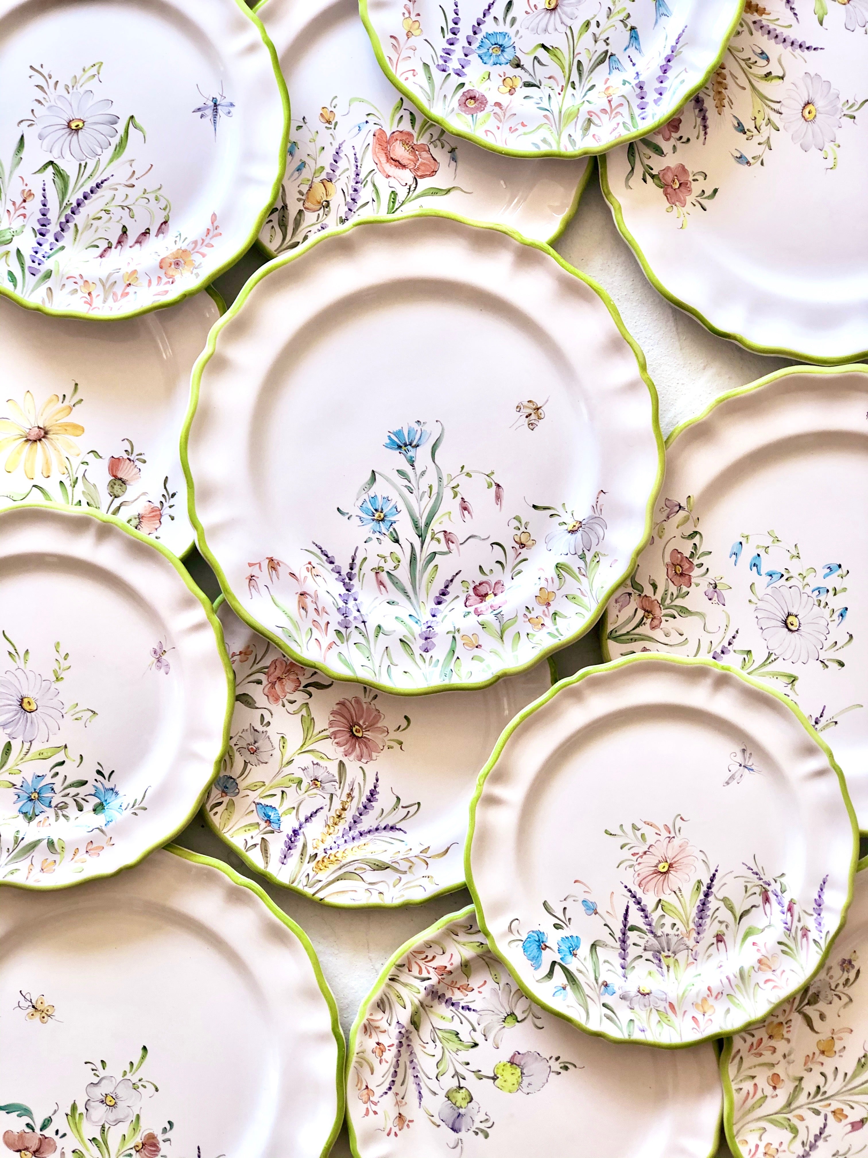 flower dinner plates with green edge