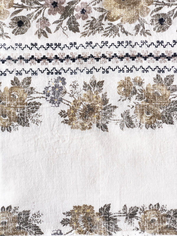 cotton napkins by d'ascoli fina pattern in taupe pattern detail