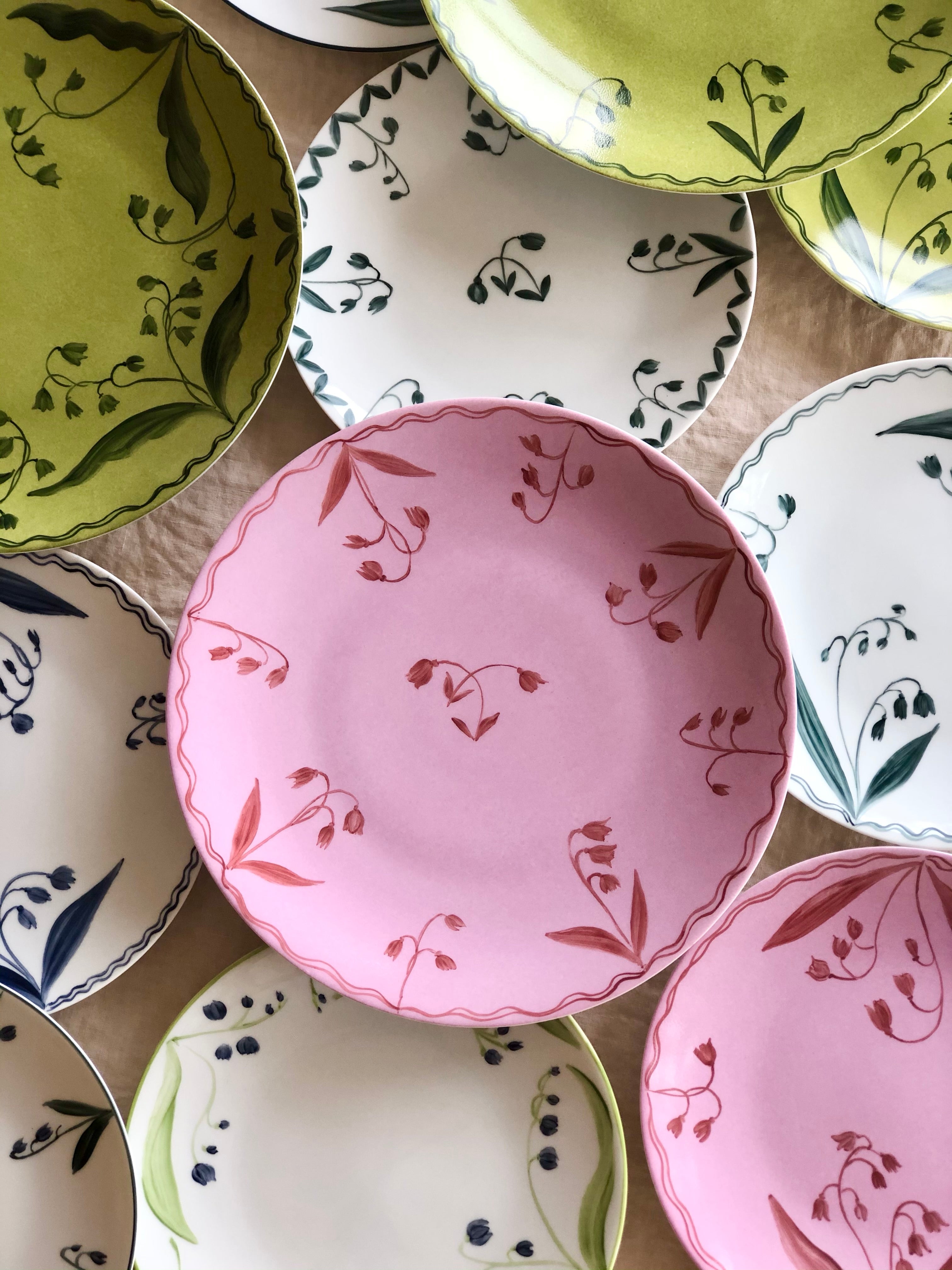 pink dinner plate with red floral design 10.5 inch assorted colors