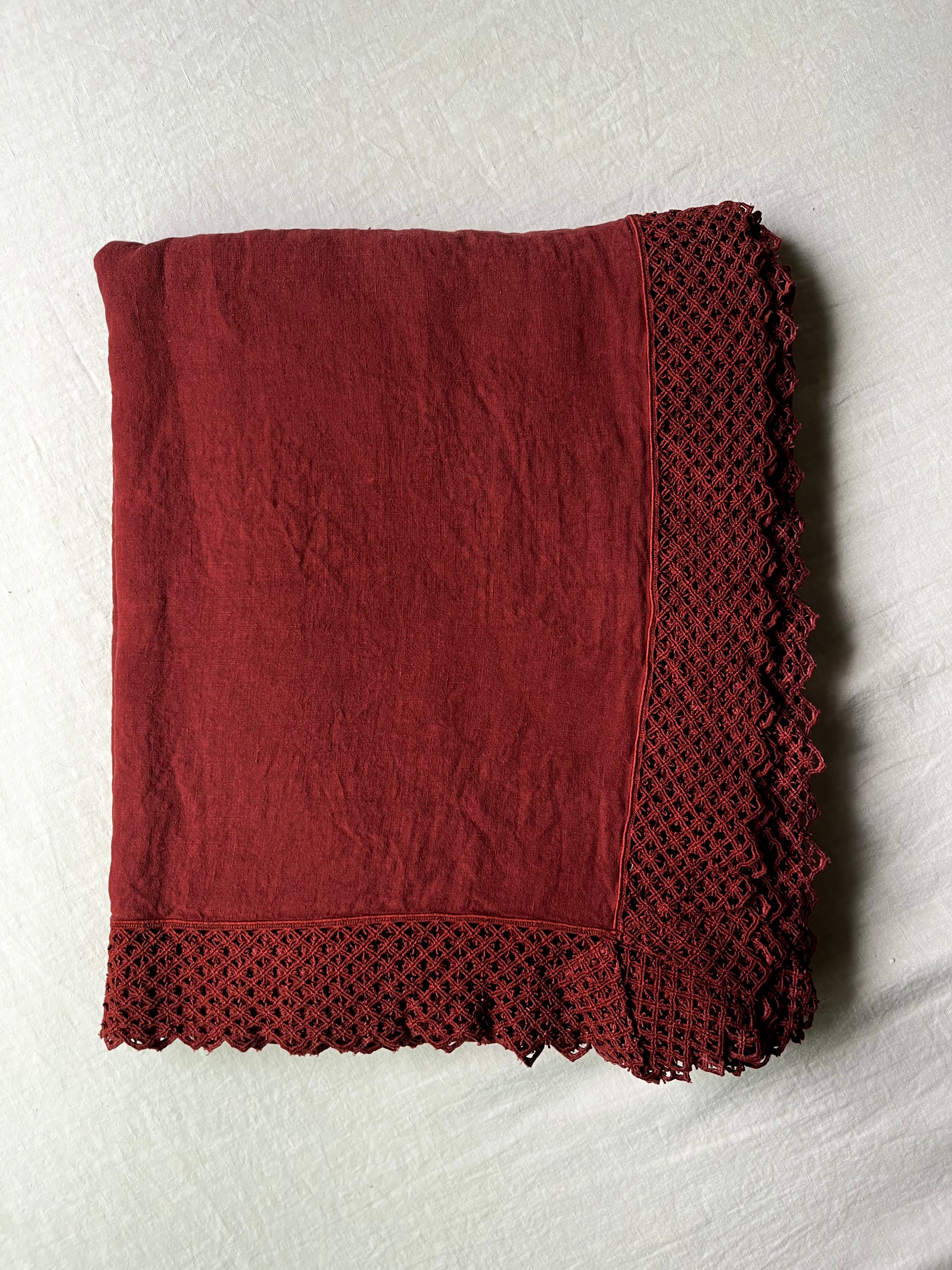 Milano Macrame Tablecloth 74 x 130" - Bordeaux