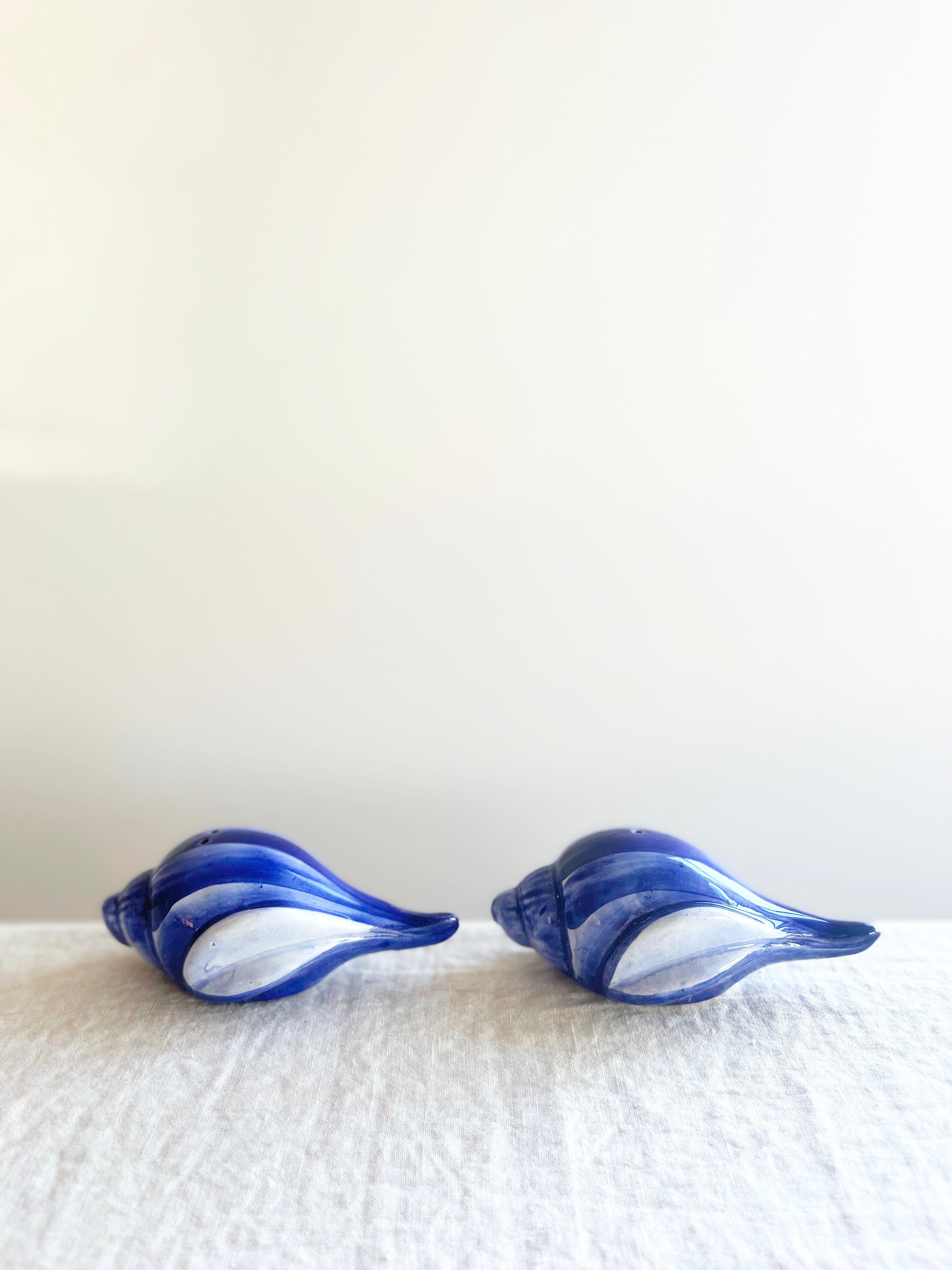 Conch Salt & Pepper Set - Blue
