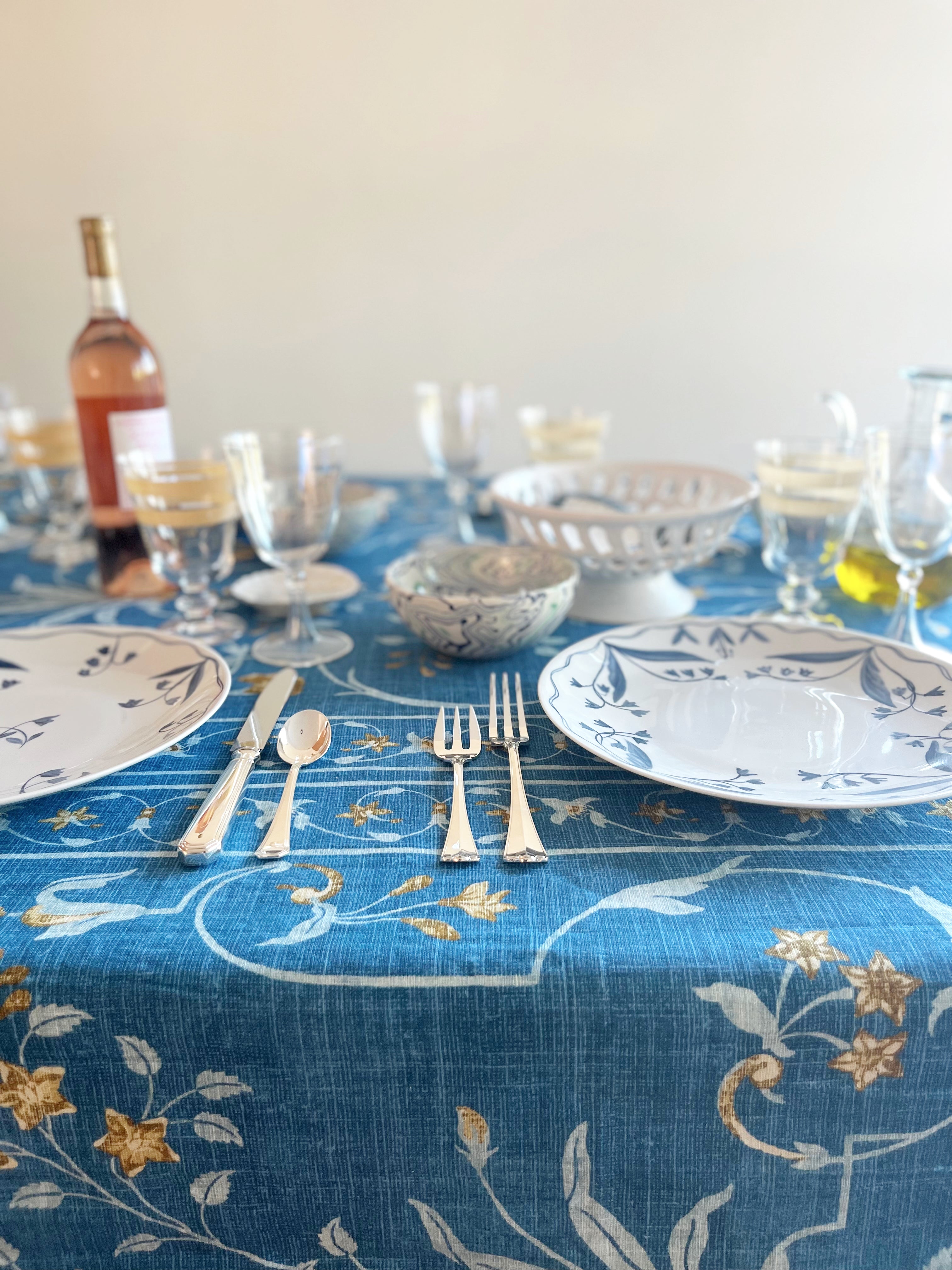 PRE-ORDER - Fête des Lys de la Vallée Deux Dinner Plate - Cobalt - S/4