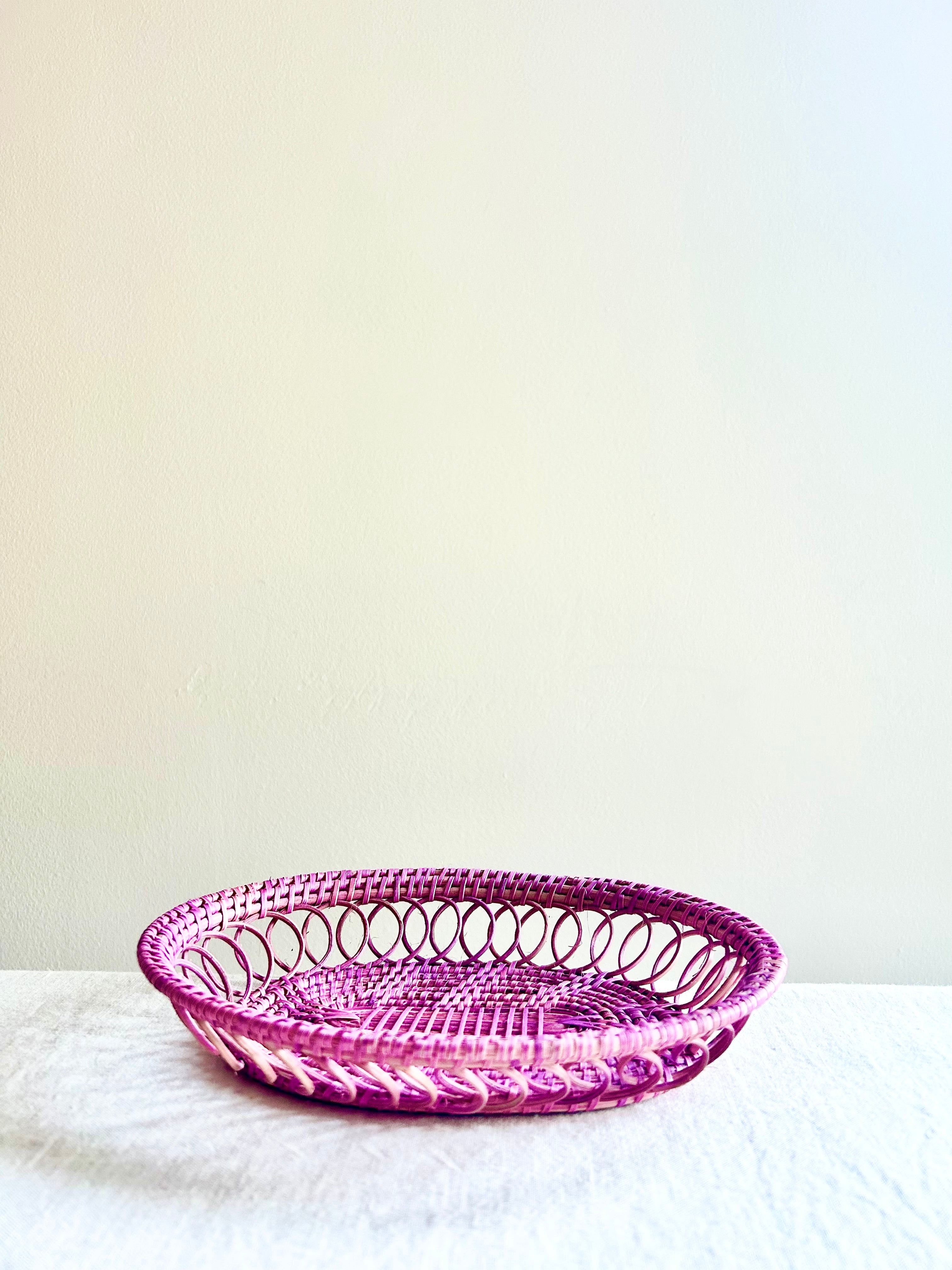 La Boucle Oval Basket - 7" - Camellia - S/4