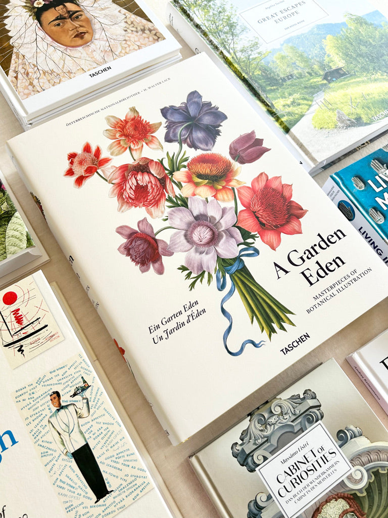 A Garden Eden. Masterpieces of Botanical Illustration- Art Book