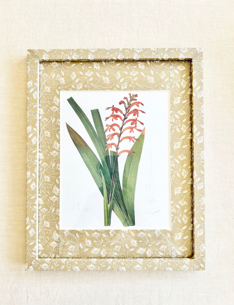 Frame 12 x 15" - Rita Gold I