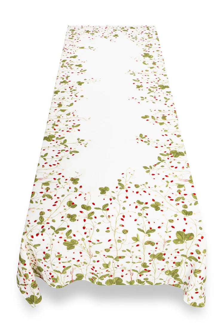 Fraises des Bois Tablecloth - 3 sizes available