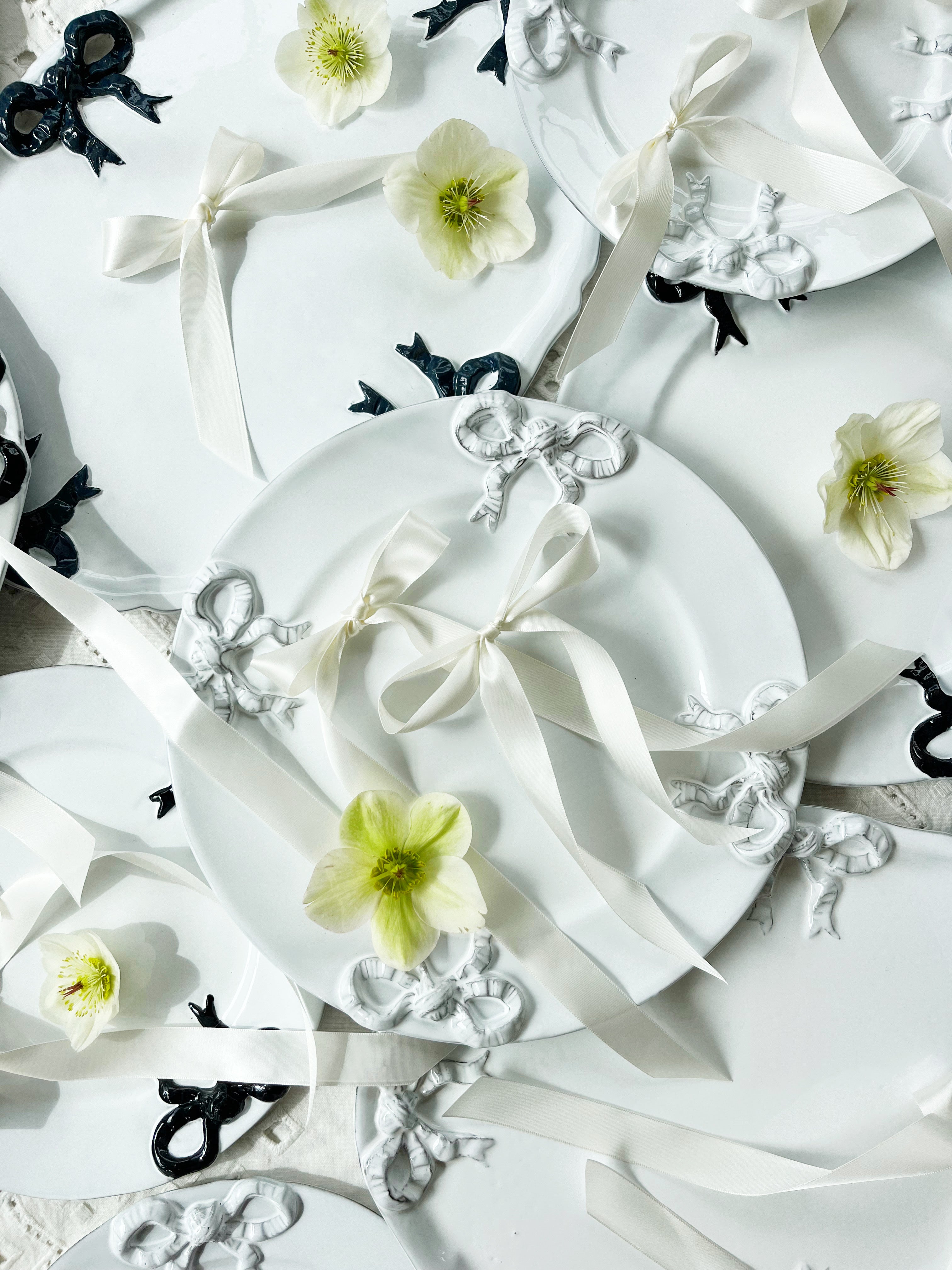 PRE-ORDER -Colette Edition Service Plate -Blanc Bow