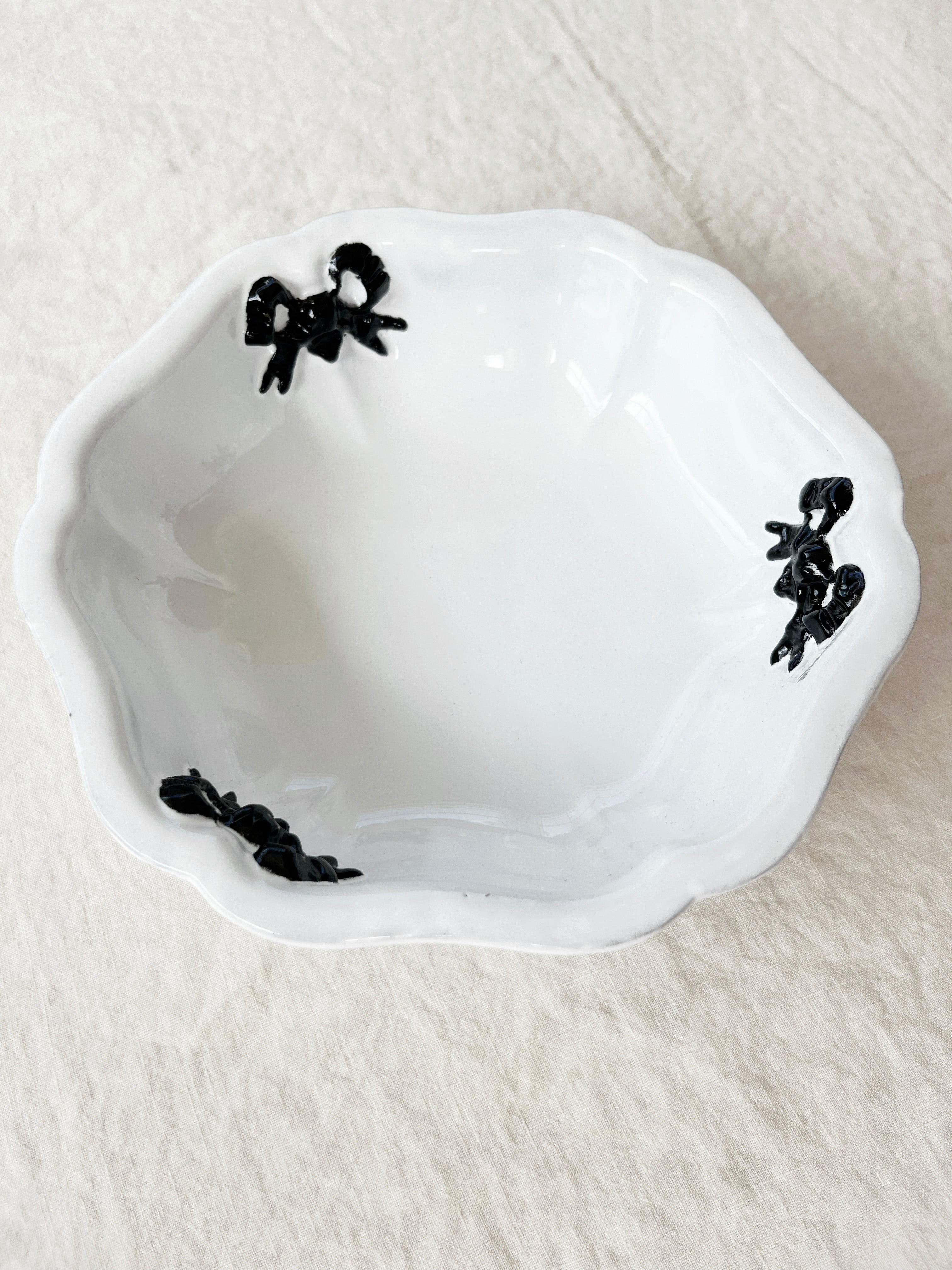 Colette Edition Salad Bowl -Black Bow