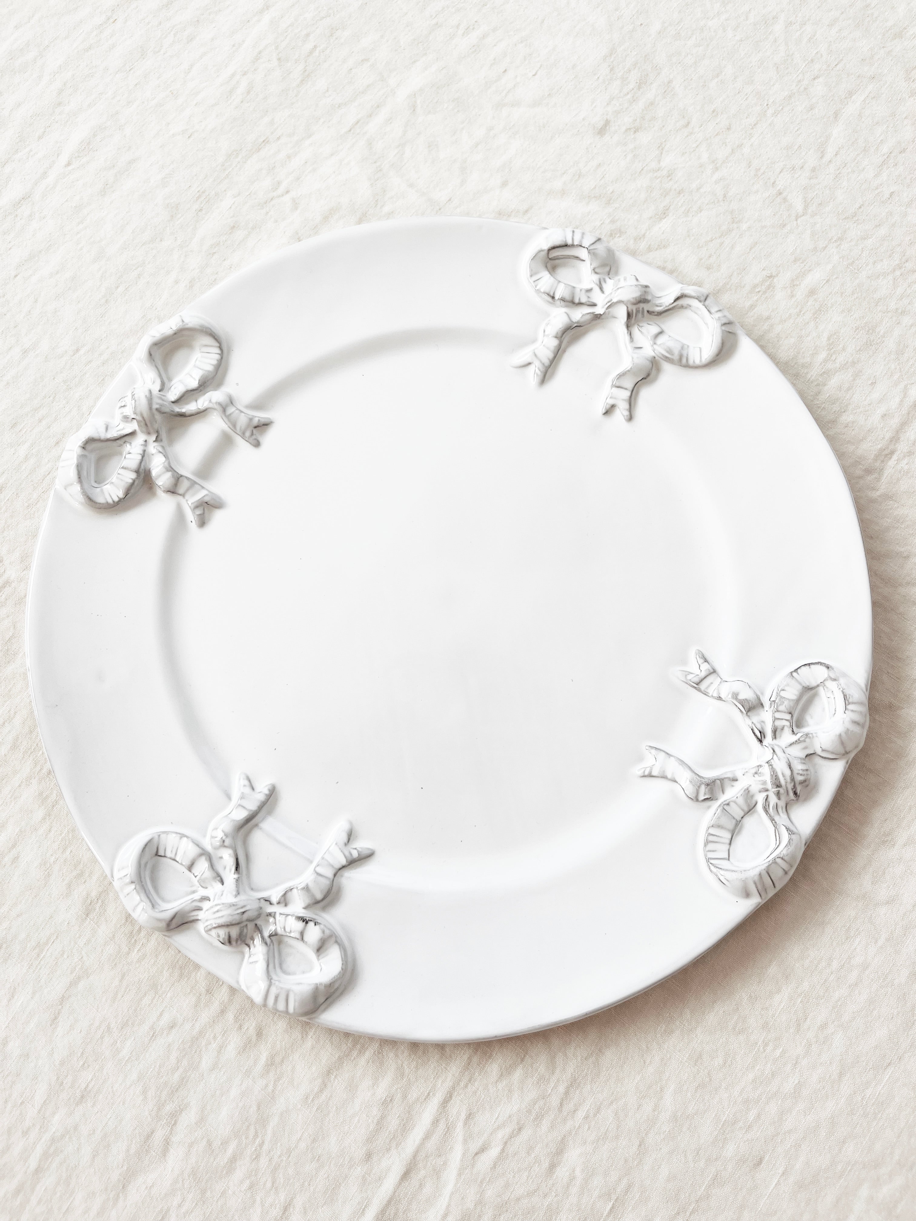 PRE-ORDER -Colette Edition Service Plate -Blanc Bow