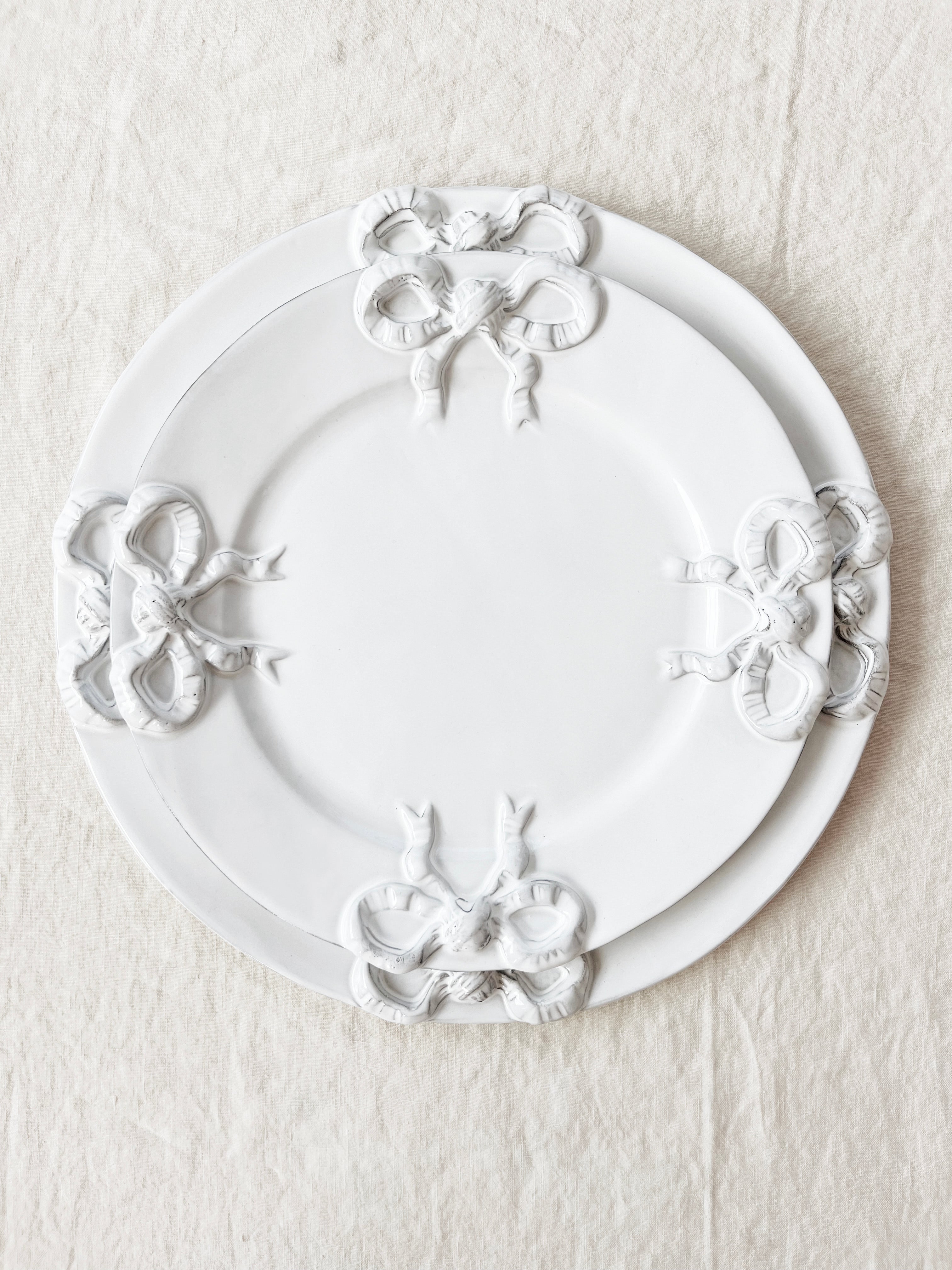 PRE-ORDER -Colette Edition Service Plate -Blanc Bow