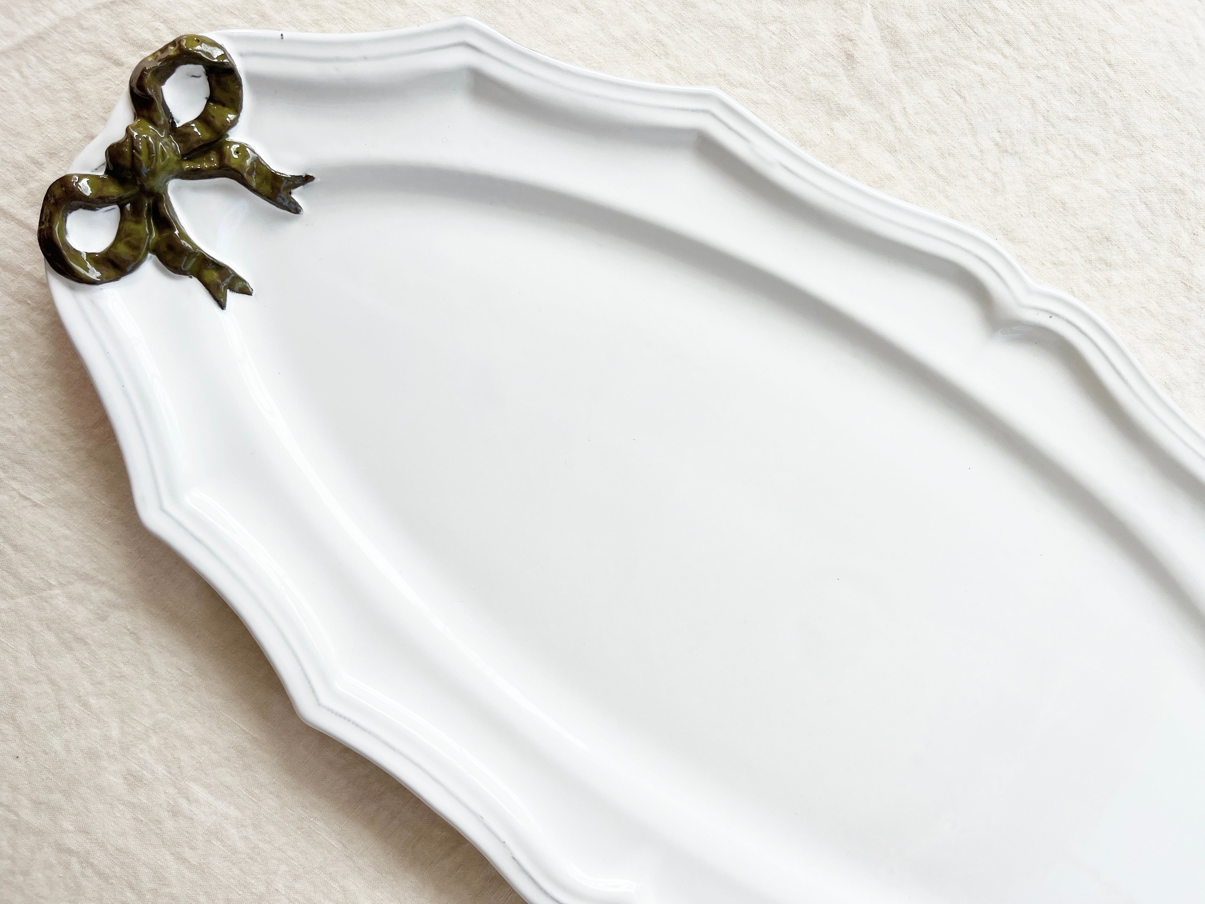 Colette Edition Fish Platter - Forêt Green Bow