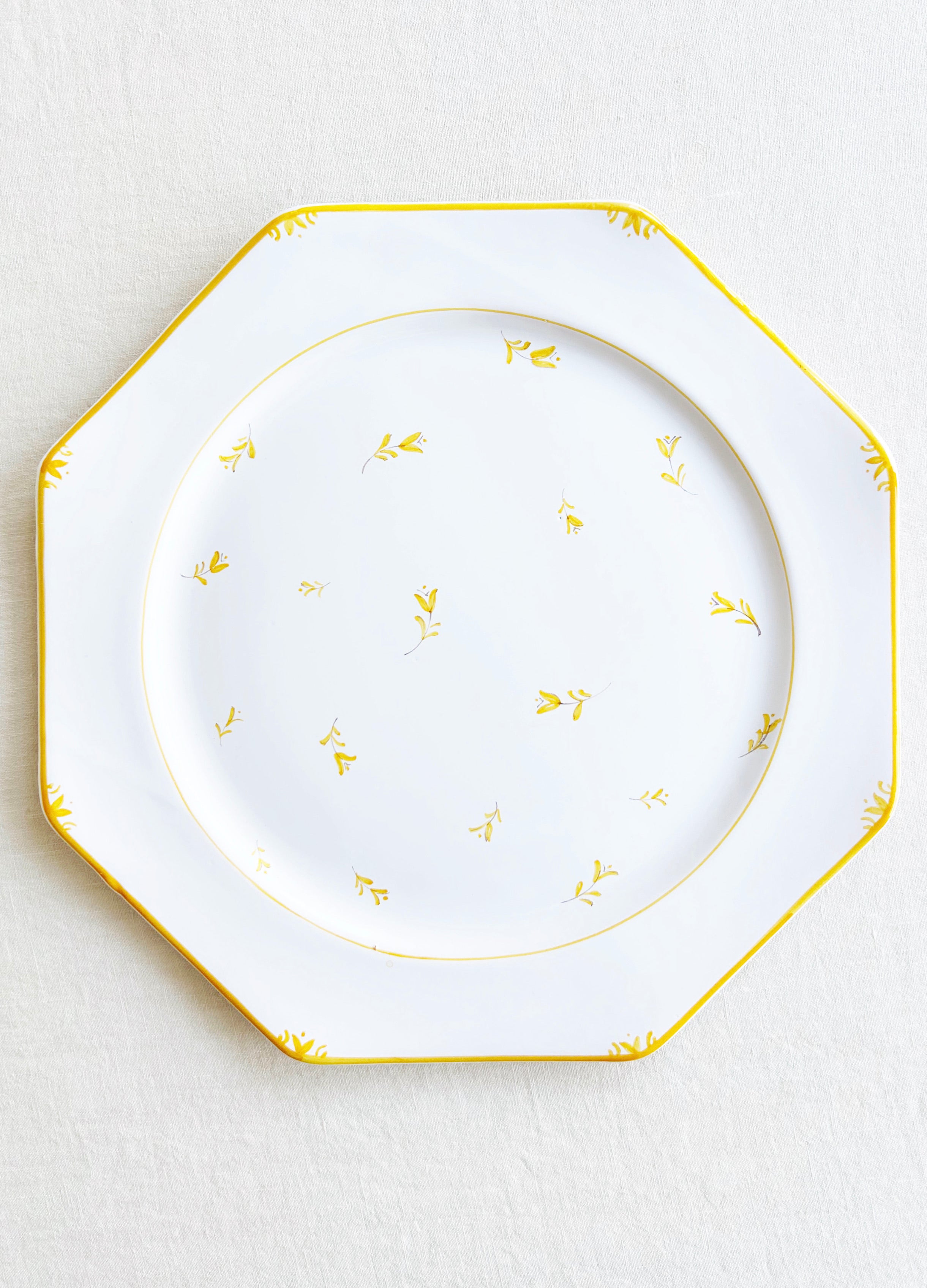 PRE-ORDER - Sainte Marie Dinnerware - Tulips - Jaune