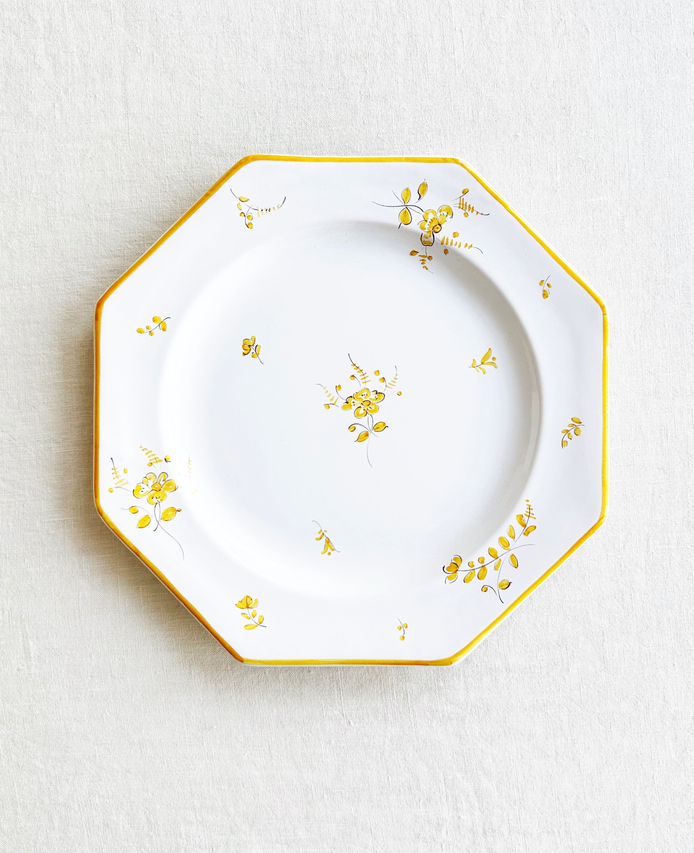 Sainte Marie Salad Plate ~ Alouette ~ Jaune