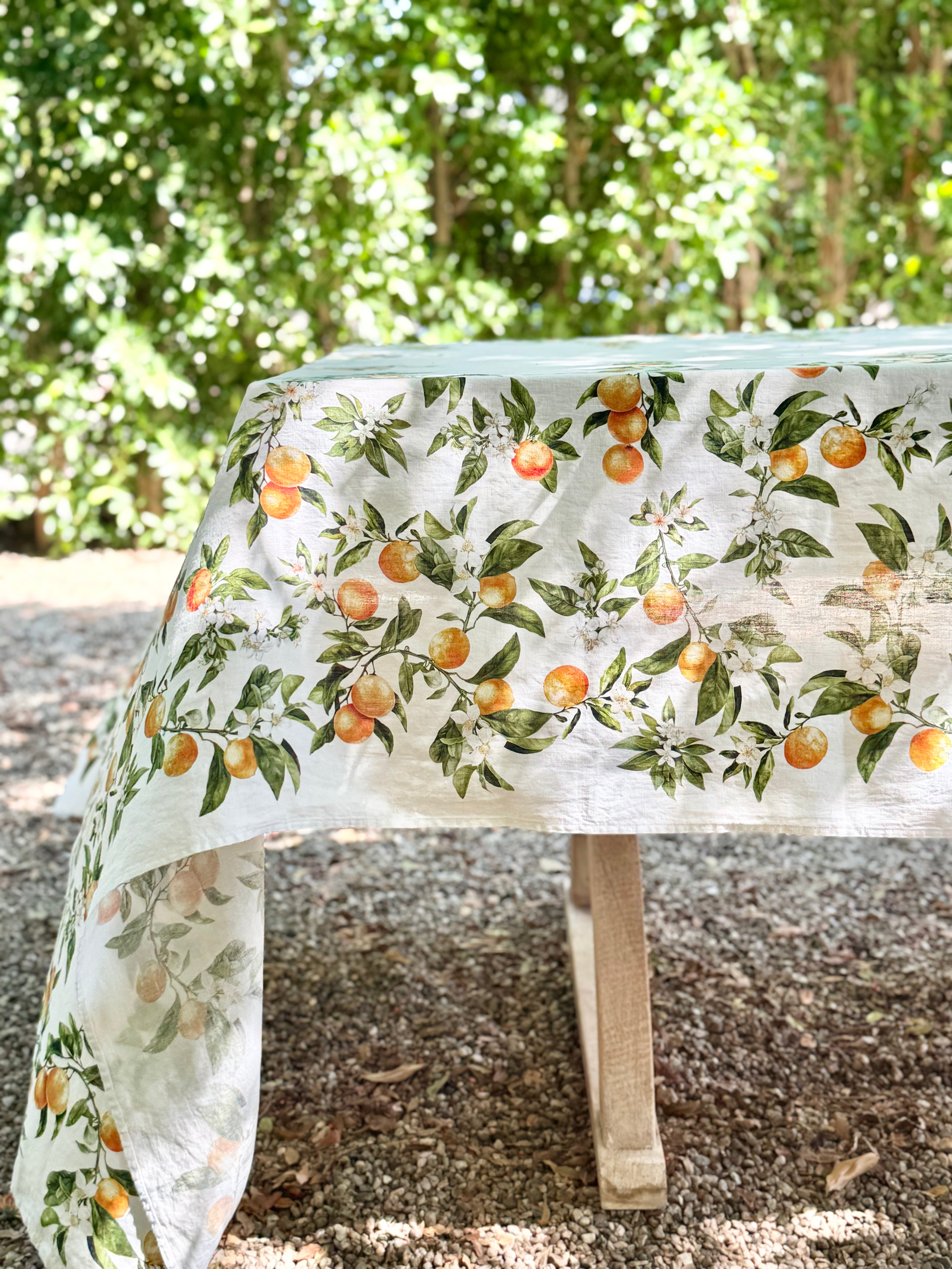 L'Orangerie Tablecloth - 3 sizes available