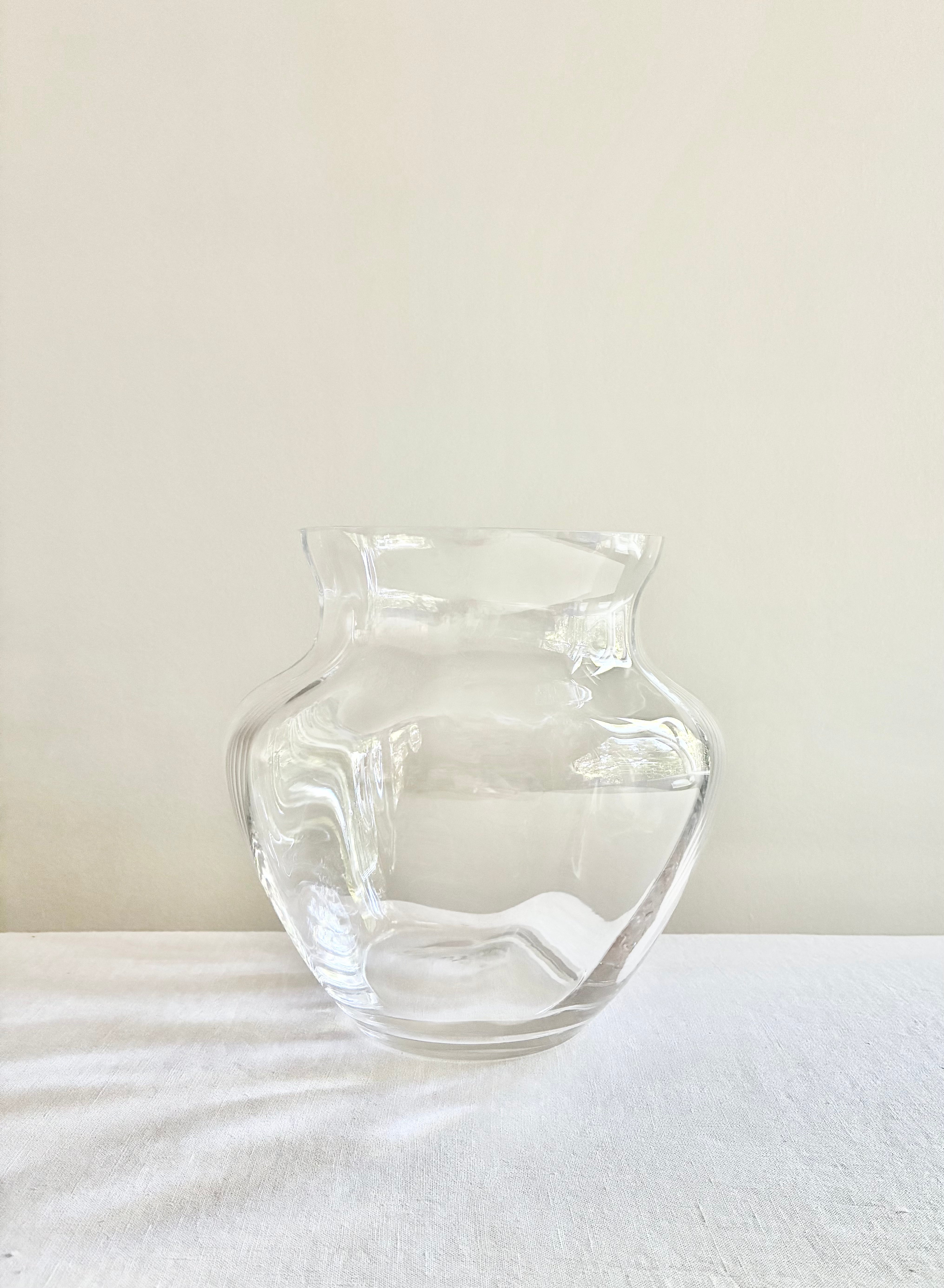 Marika Medium Vase 8.5" - Clear