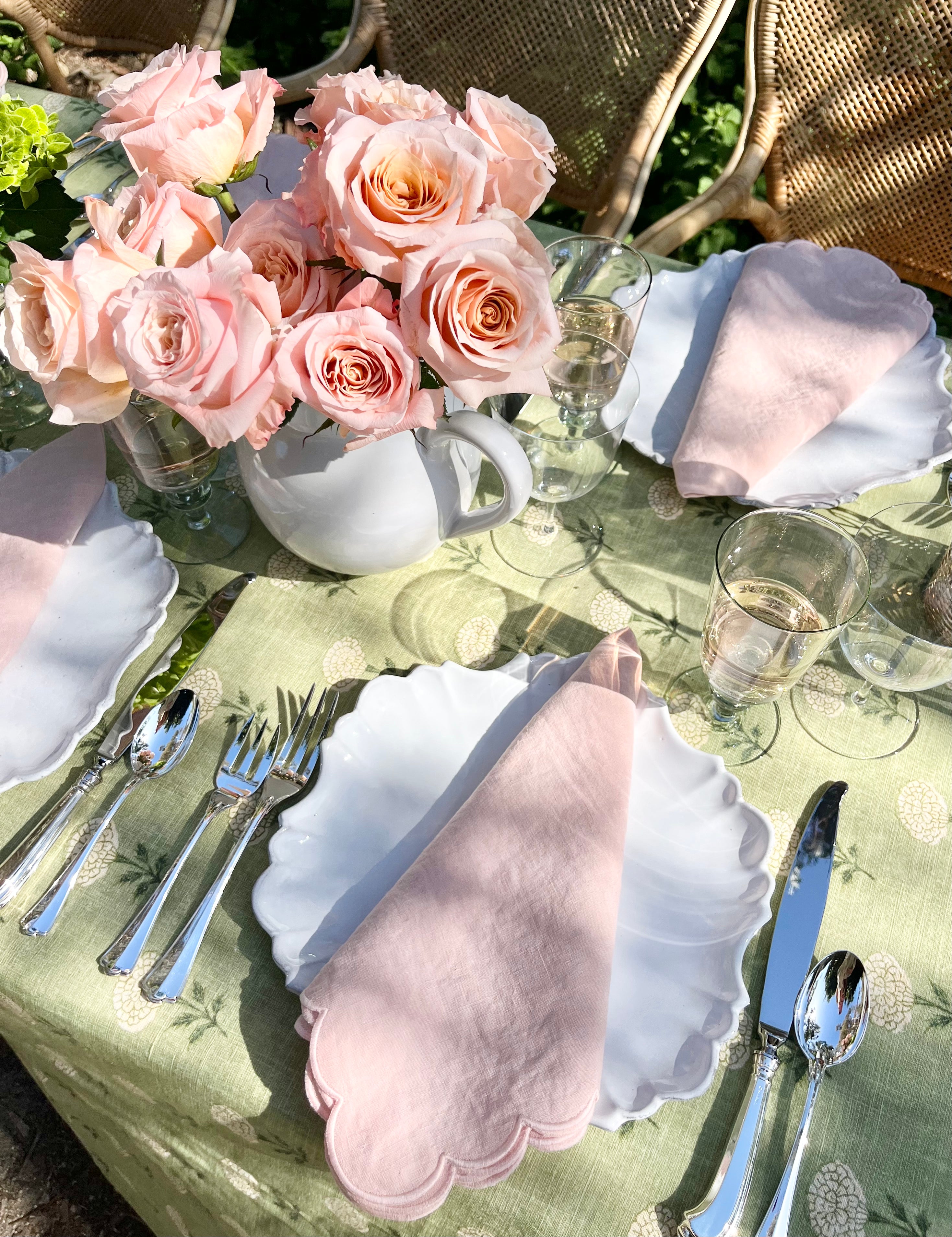 Scalloped Peony Napkins - S/4