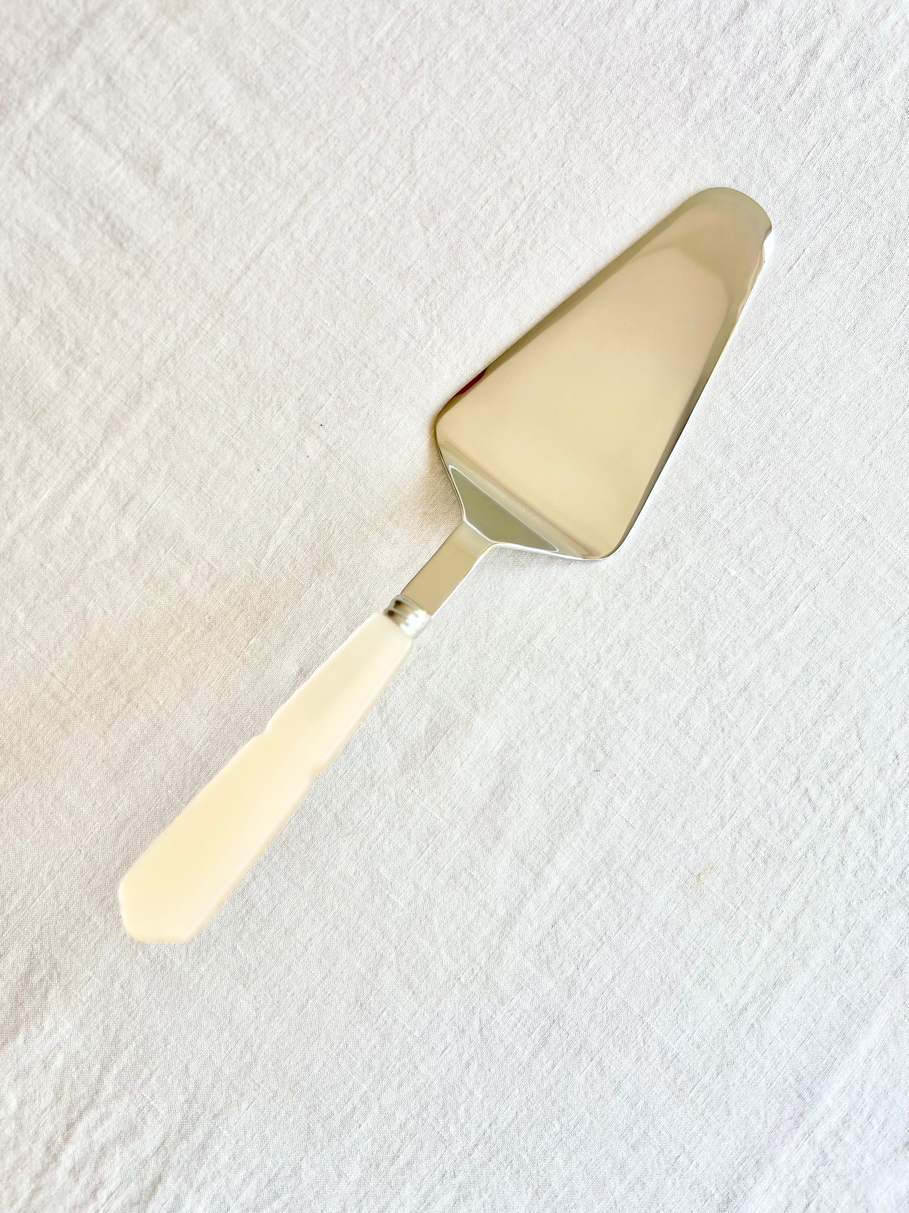 Gustave Cake Server - Pearl