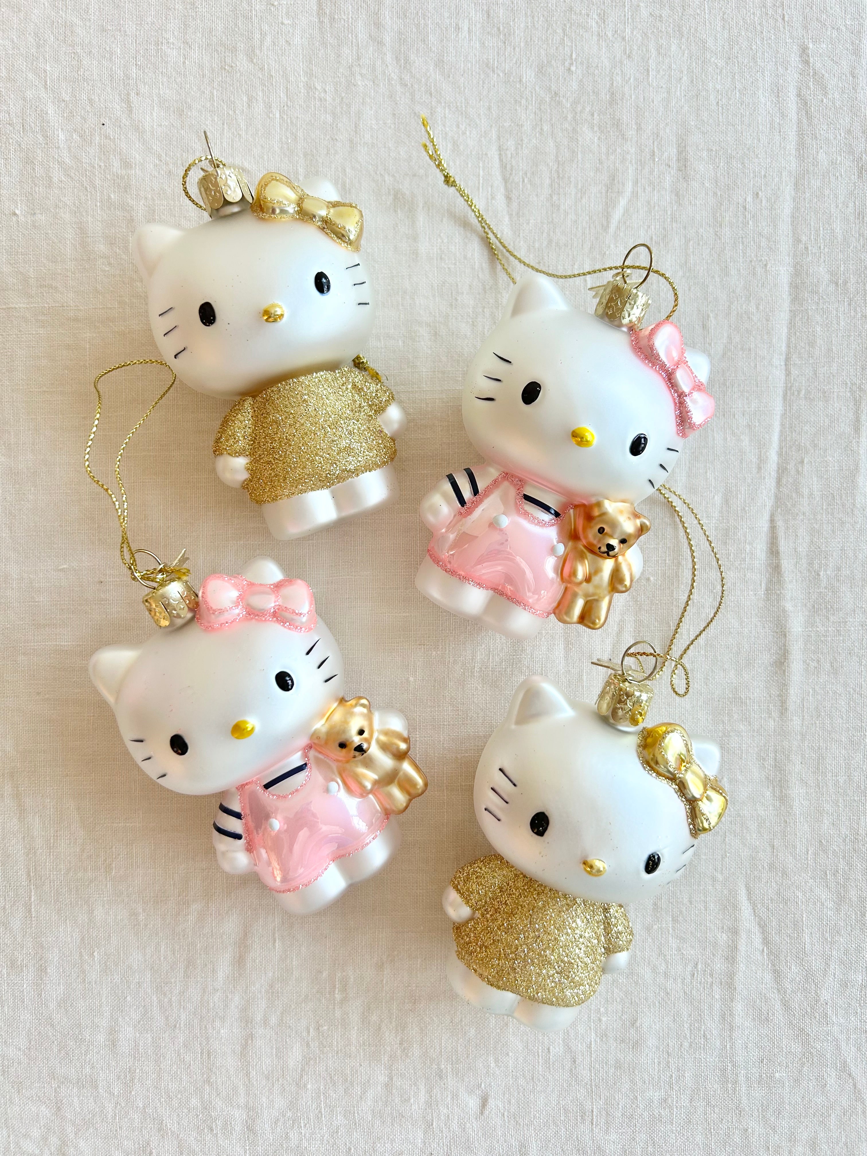 Hello Kitty Gold