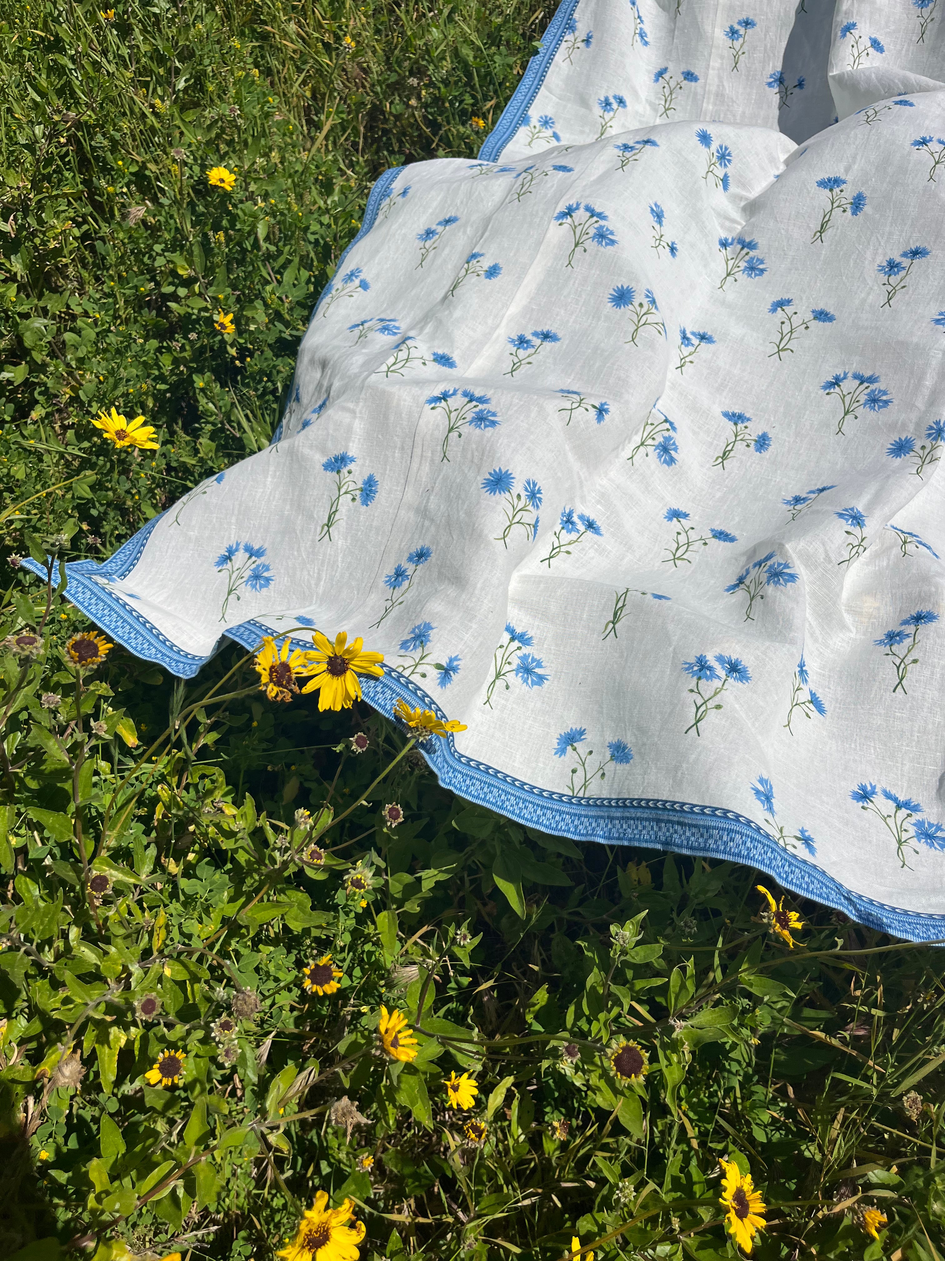 Louisa Cornflower Tablecloth - Sky