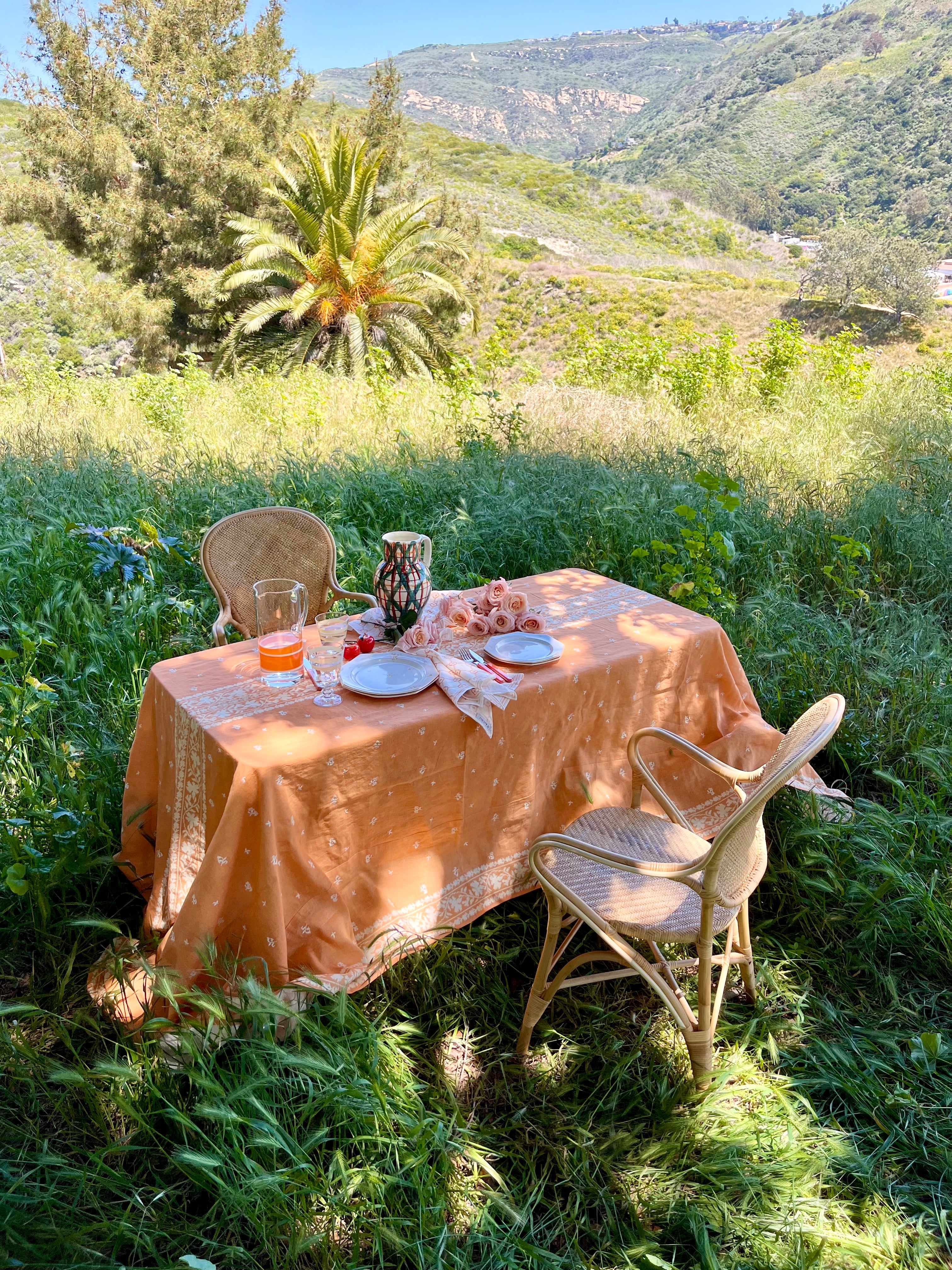 PRE-ORDER - Sainte Marie Dinnerware - Tulips - Jaune
