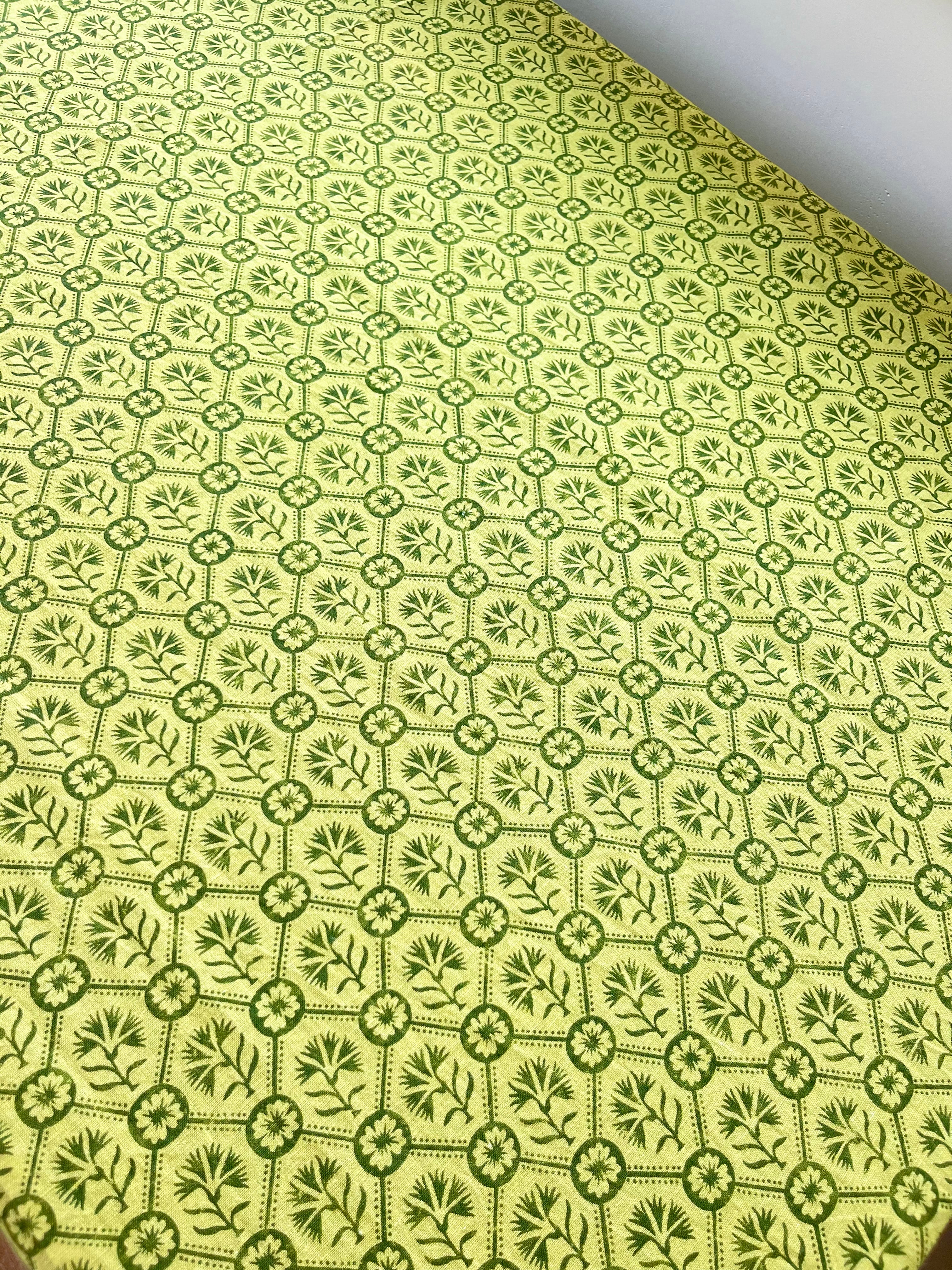 Dentelle Domino Tablecloth - Viridian