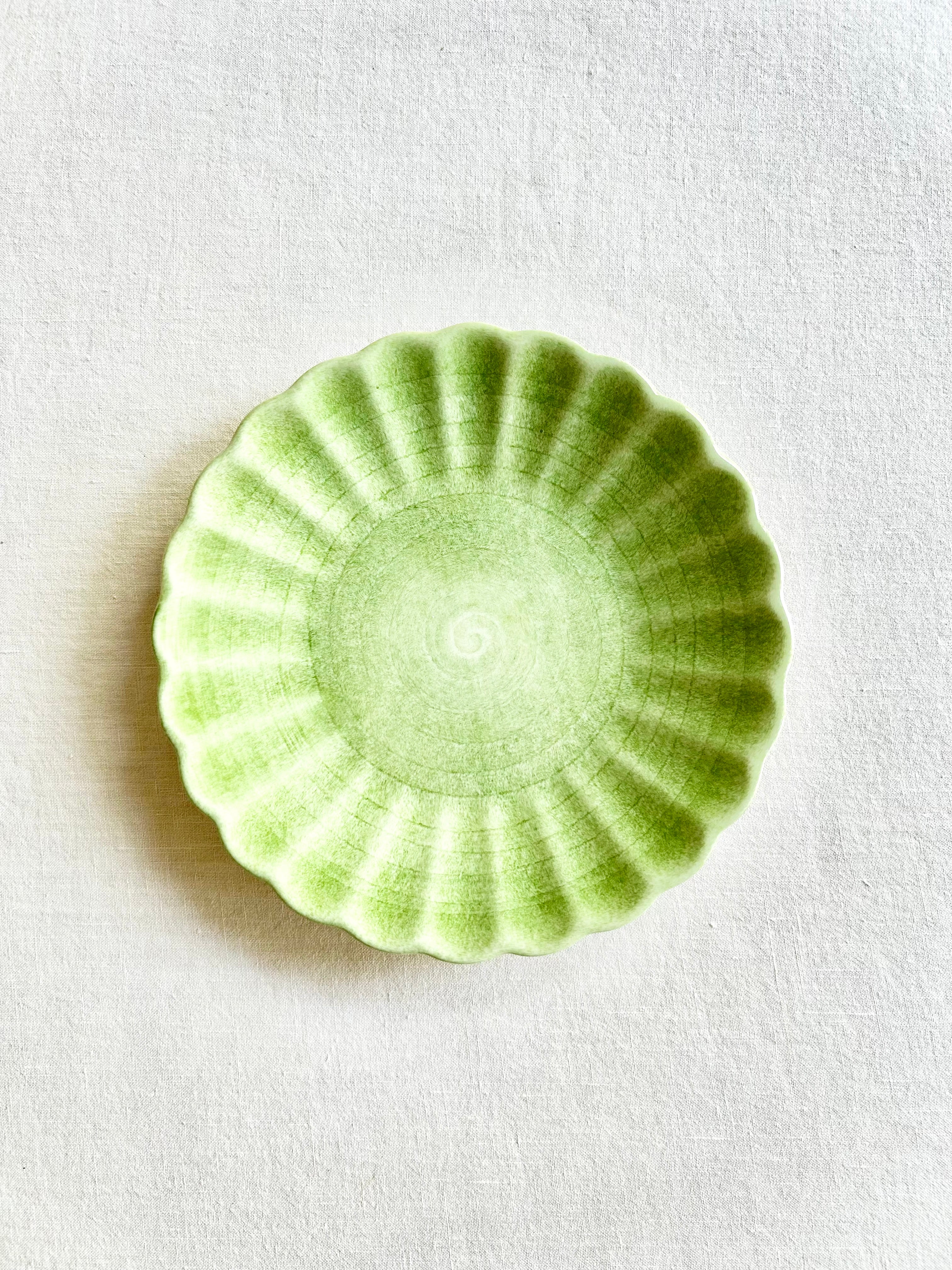 PRE-ORDER - Oyster Dinnerware - Spring Green S/4